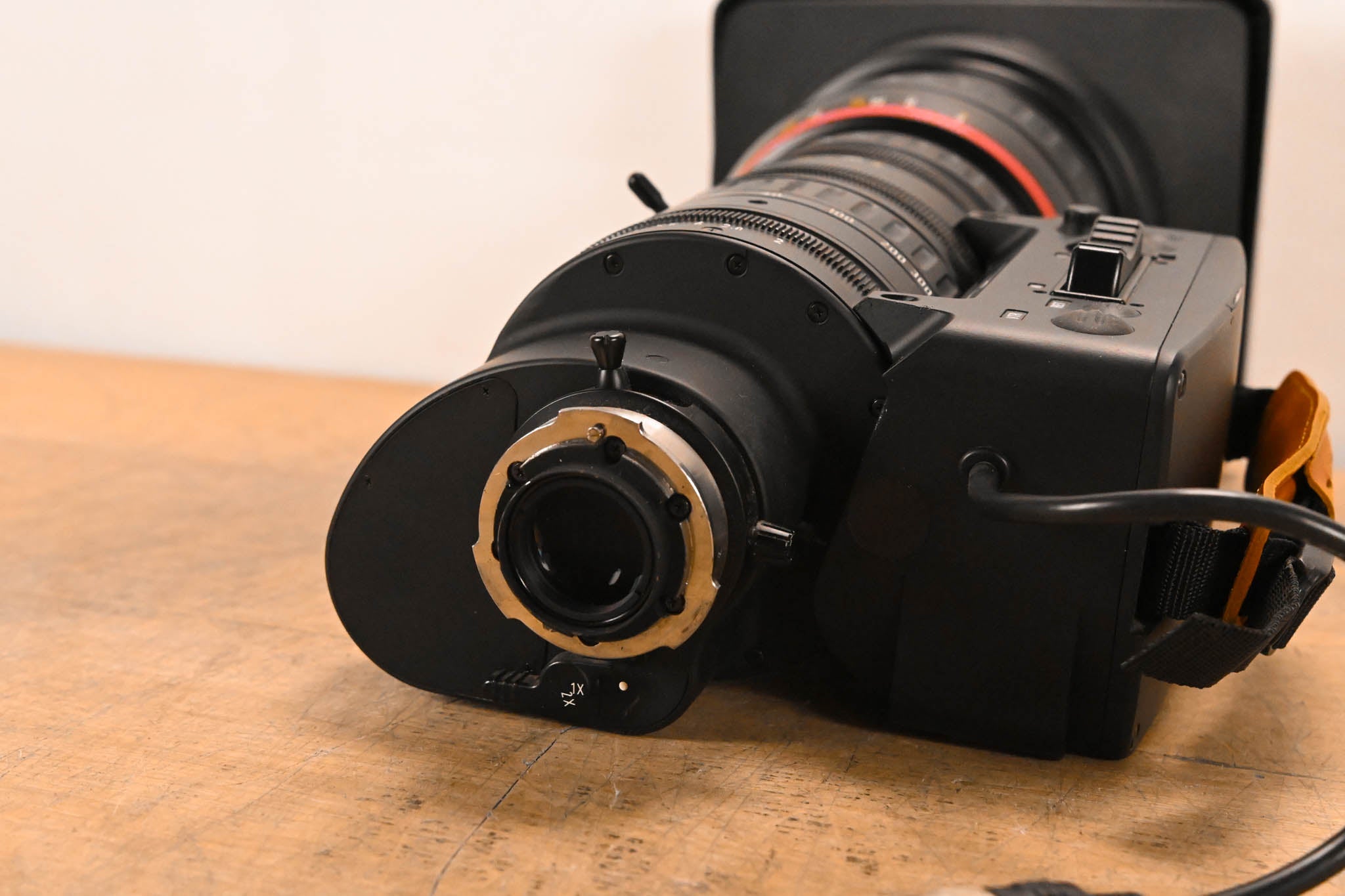 Angénieux AIF-HD T40x11BESSD HD 1:2/11-440mm Broadcast Box Lens