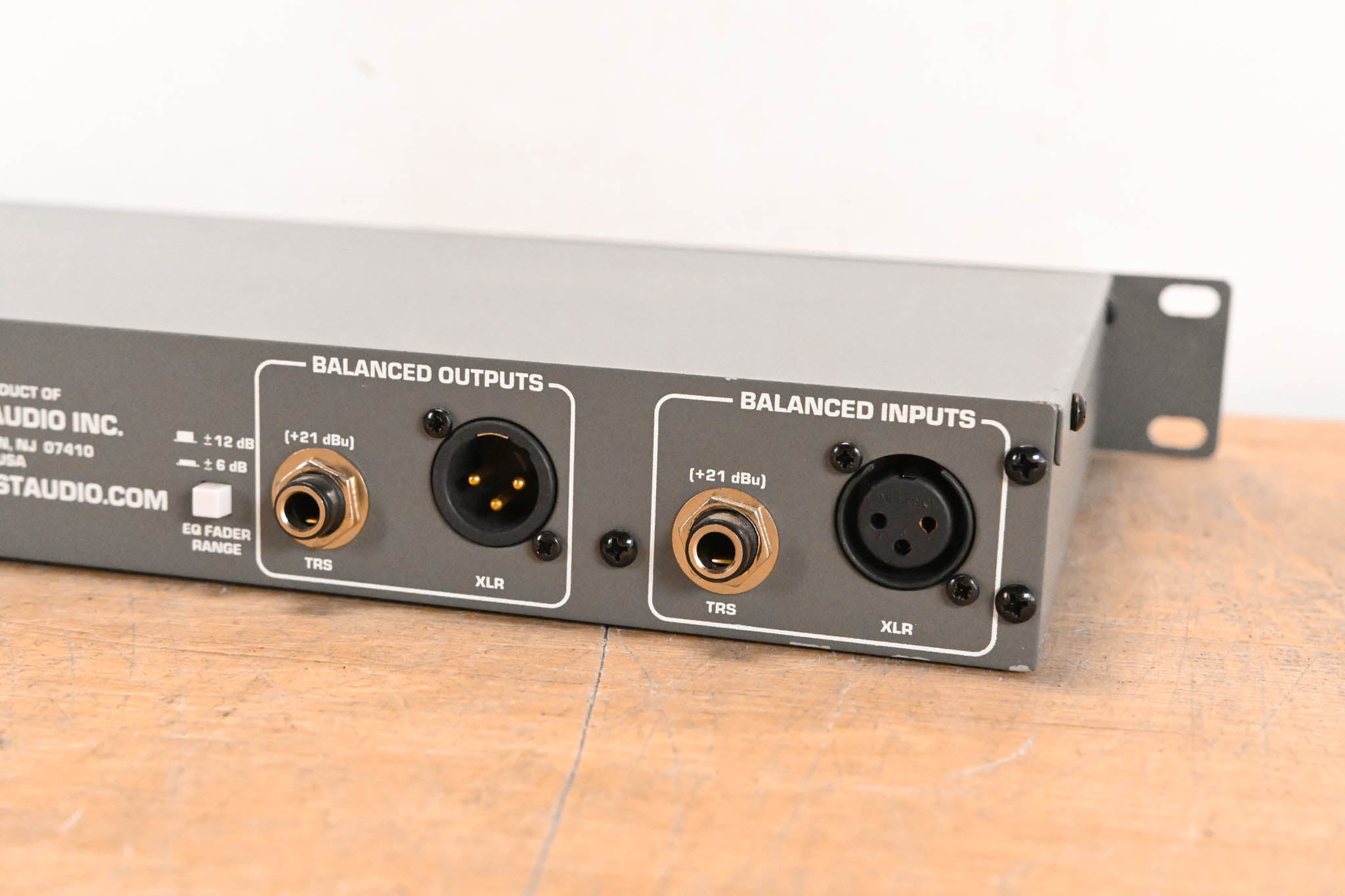 Crest Audio CPQ-1131 31-Band Graphic Equalizer