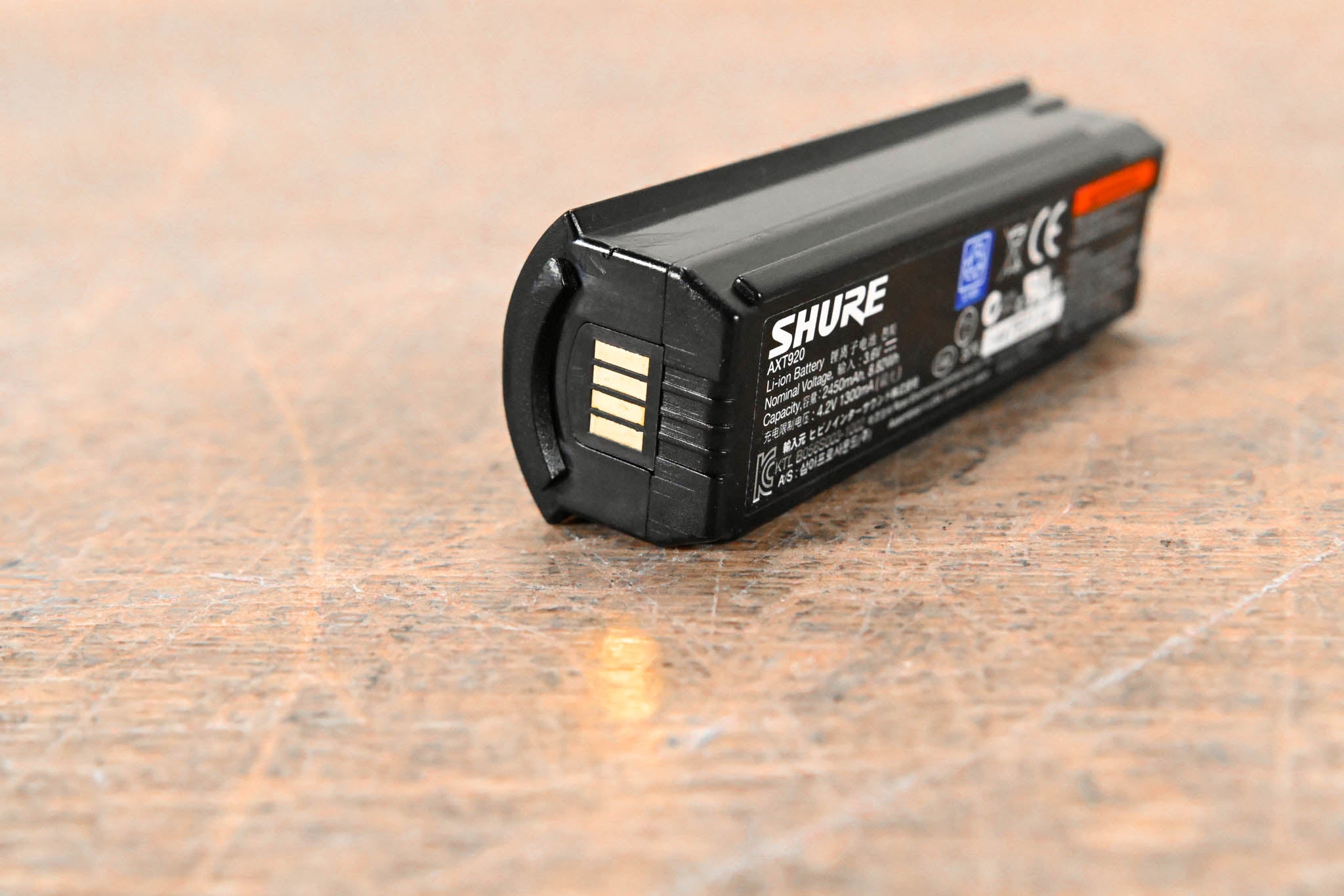 Shure AXT920 Axient Handheld Rechargeable Battery