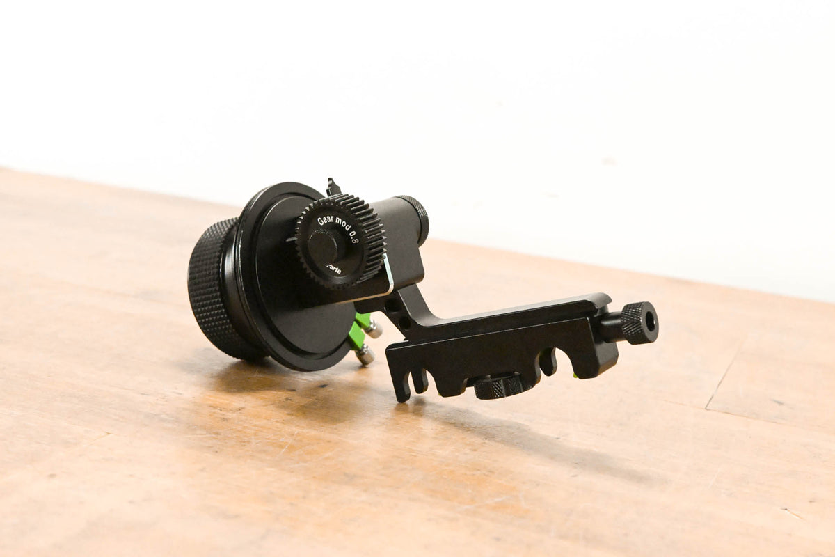 LanParte Follow Focus V2 with Hard Stops for 19mm Rods
