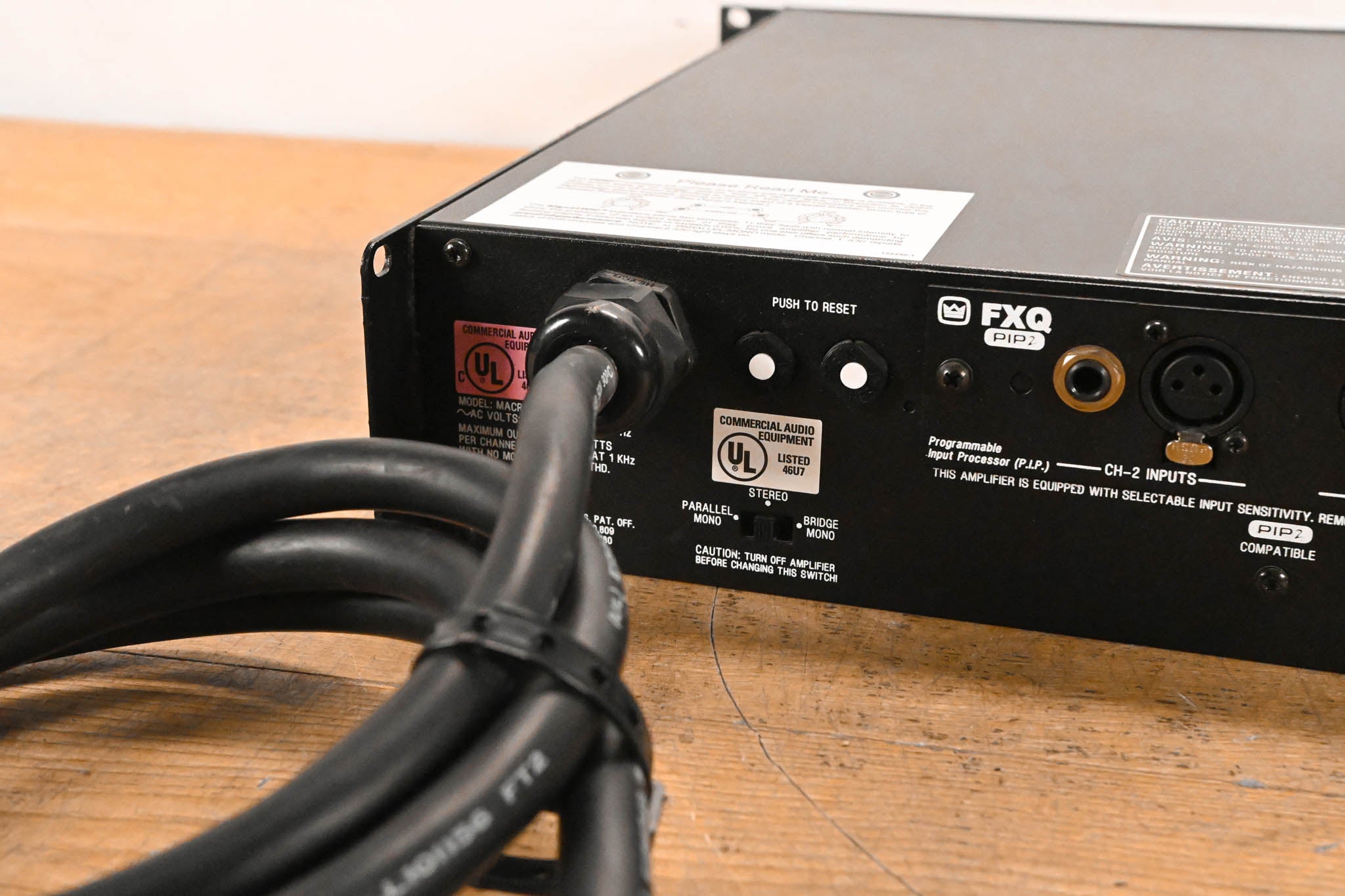 Crown Macro-Tech 2402 2-Channel Power Amplifier