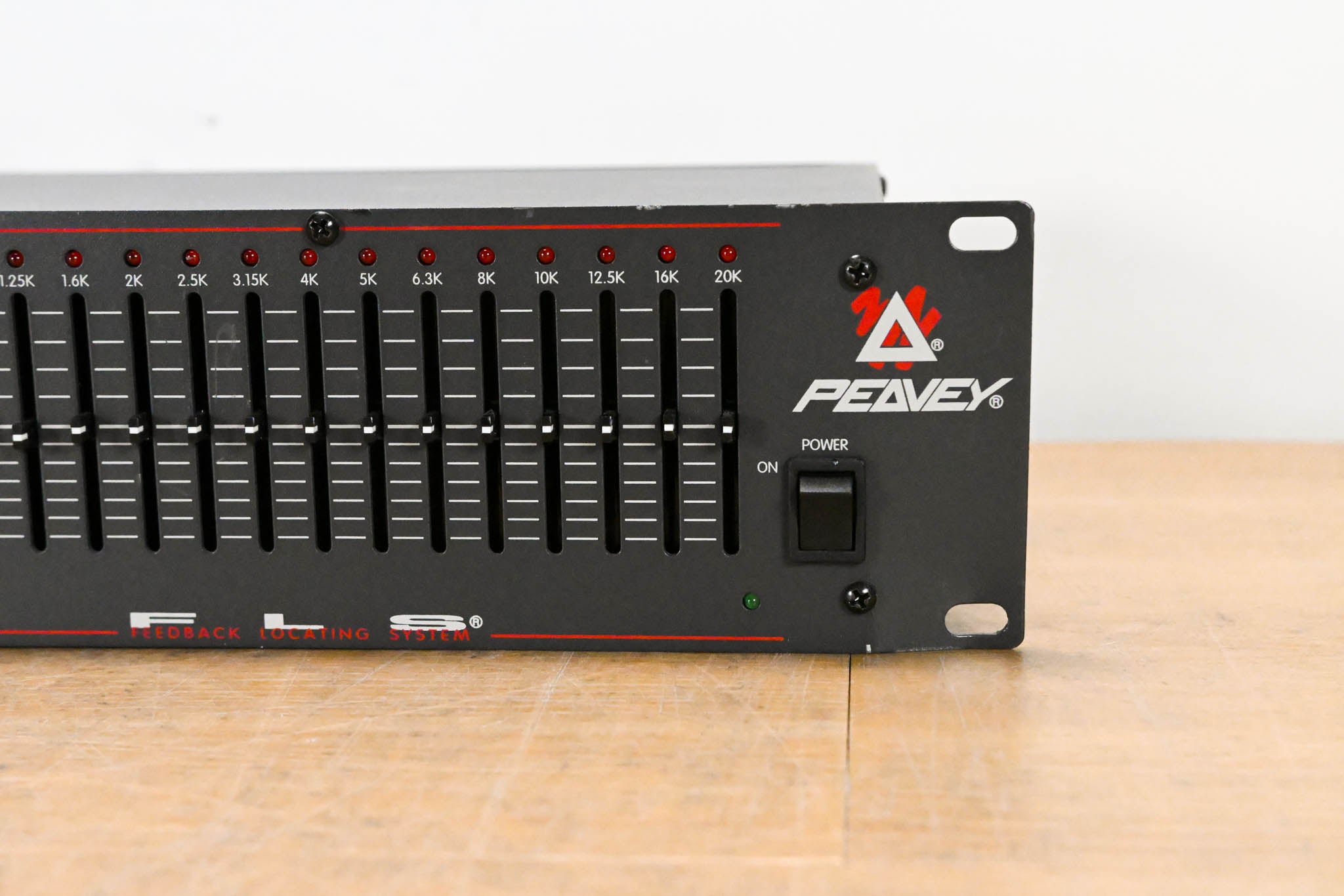Peavey QF 131 31-Band Graphic Equalizer