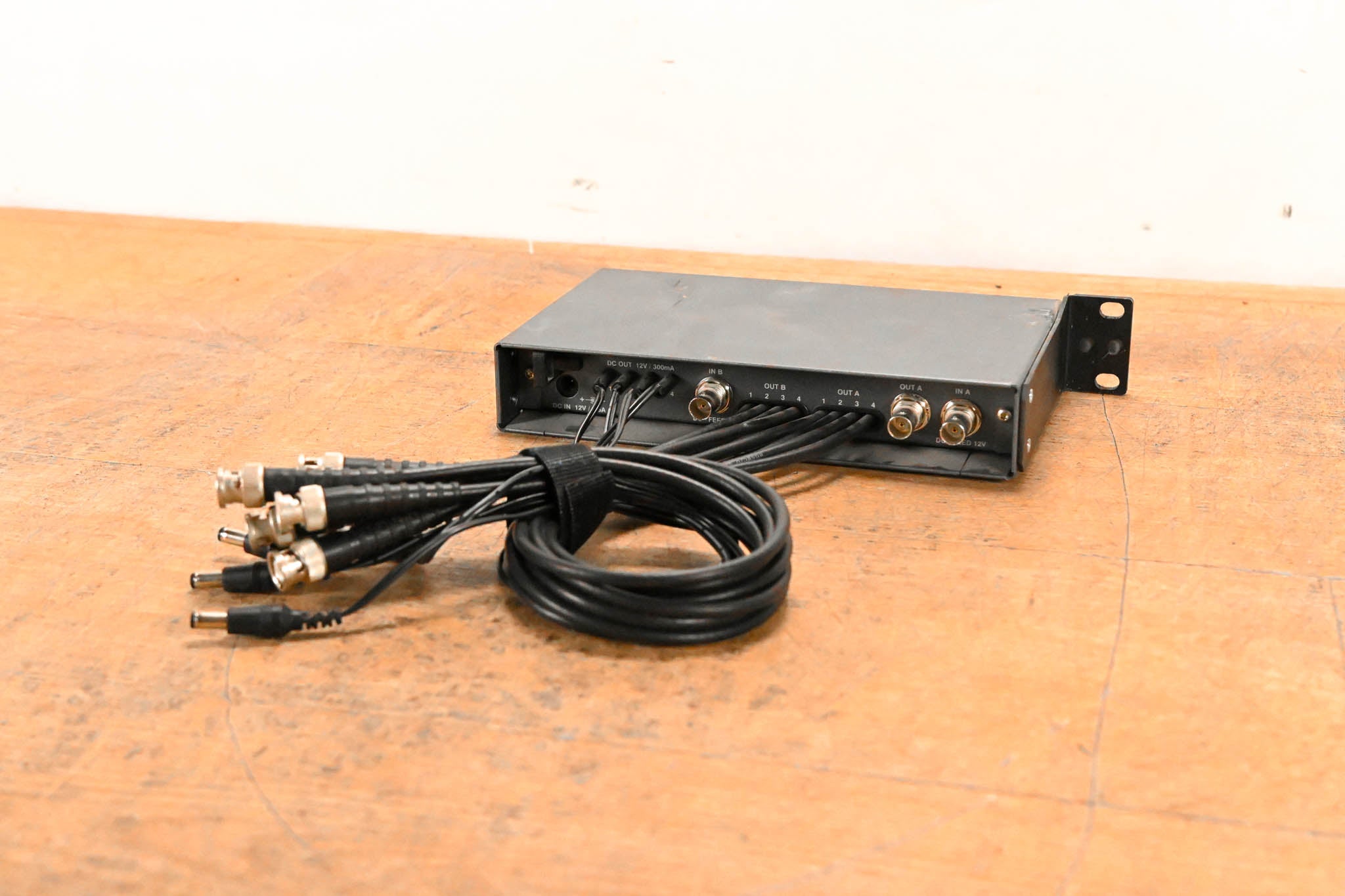 Sennheiser ASP 2 Antenna and Power Distribution System (NO POWER SUPPLY)