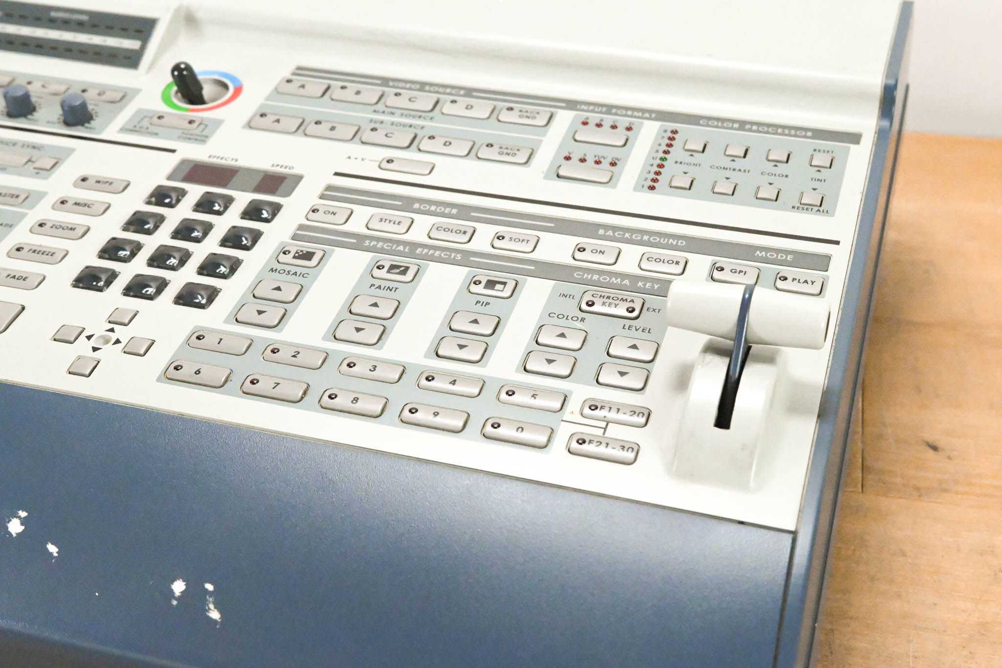 Datavideo SE-800 4-Channel Digital Video Switcher (NO POWER SUPPLY)