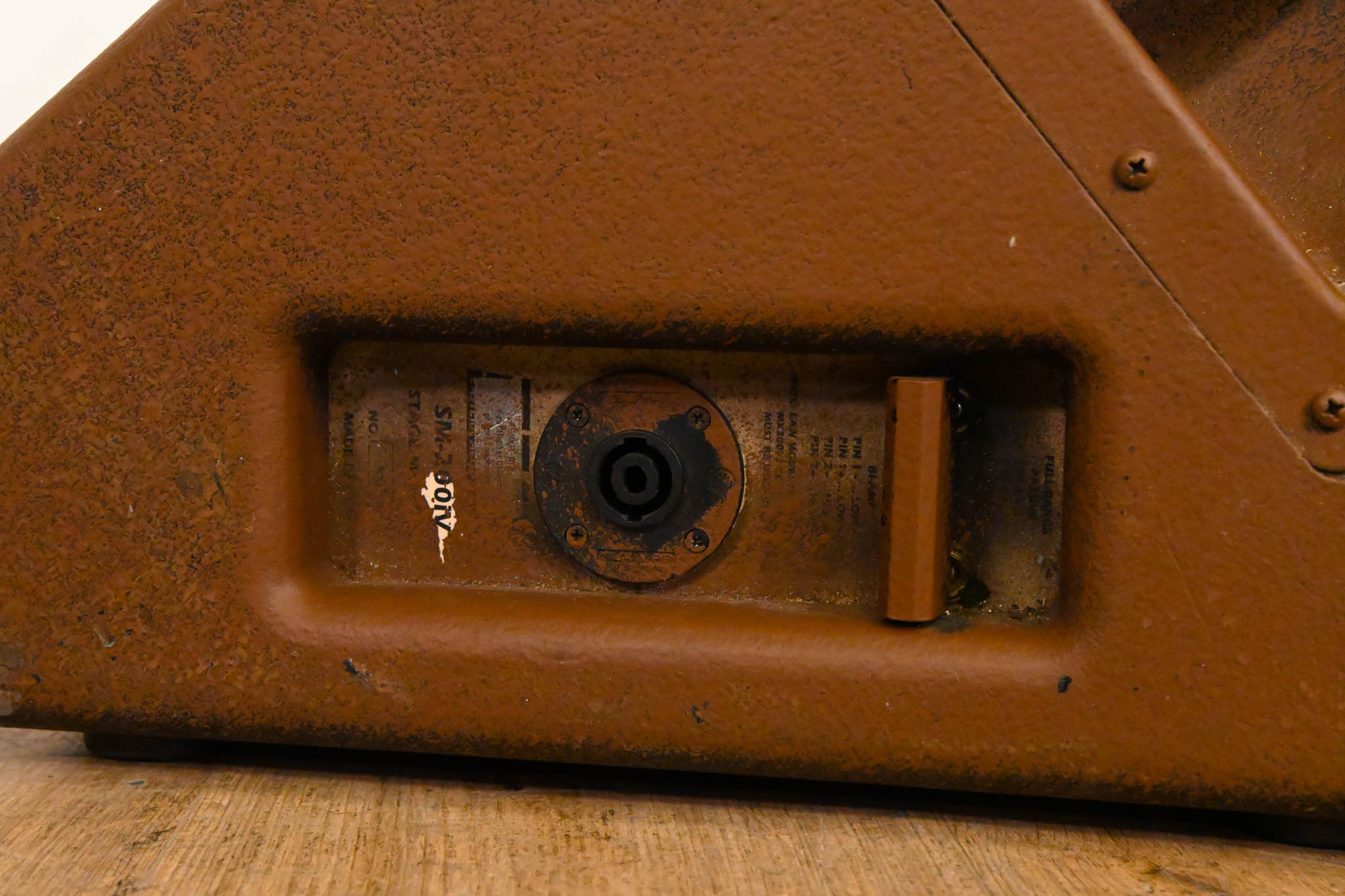 EAW SM200iV Two-Way Full Range Passive Stage Monitor