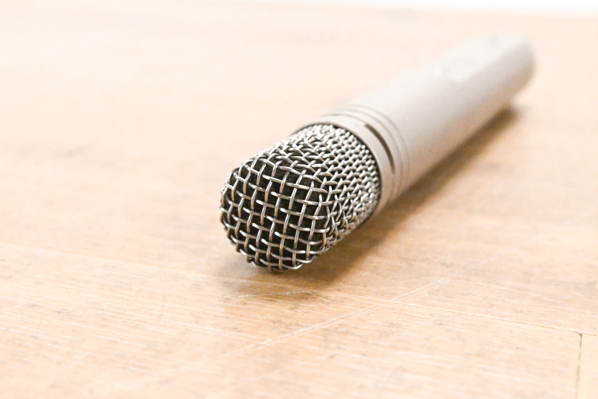 AKG C1000 S Small-Diaphragm Condenser Microphone