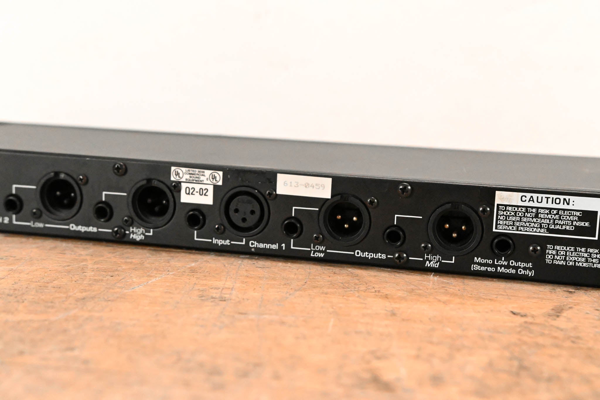 Ashly XR-1001 Stereo 2-Way, Mono 3-Way Crossover