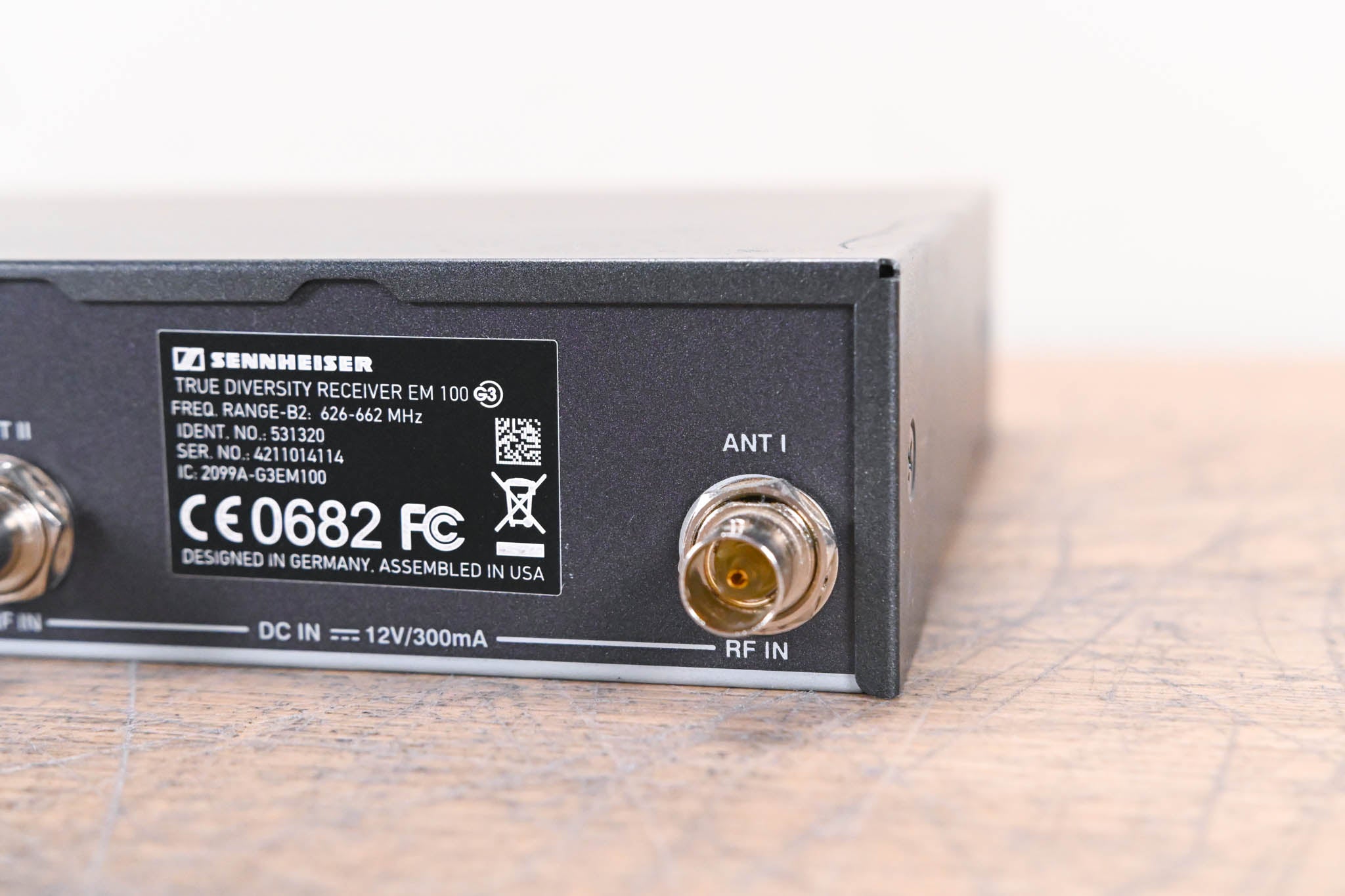 Sennheiser EM 100 G3 Wireless Receiver  - 626-662 MHz (NO POWER SUPPLY)