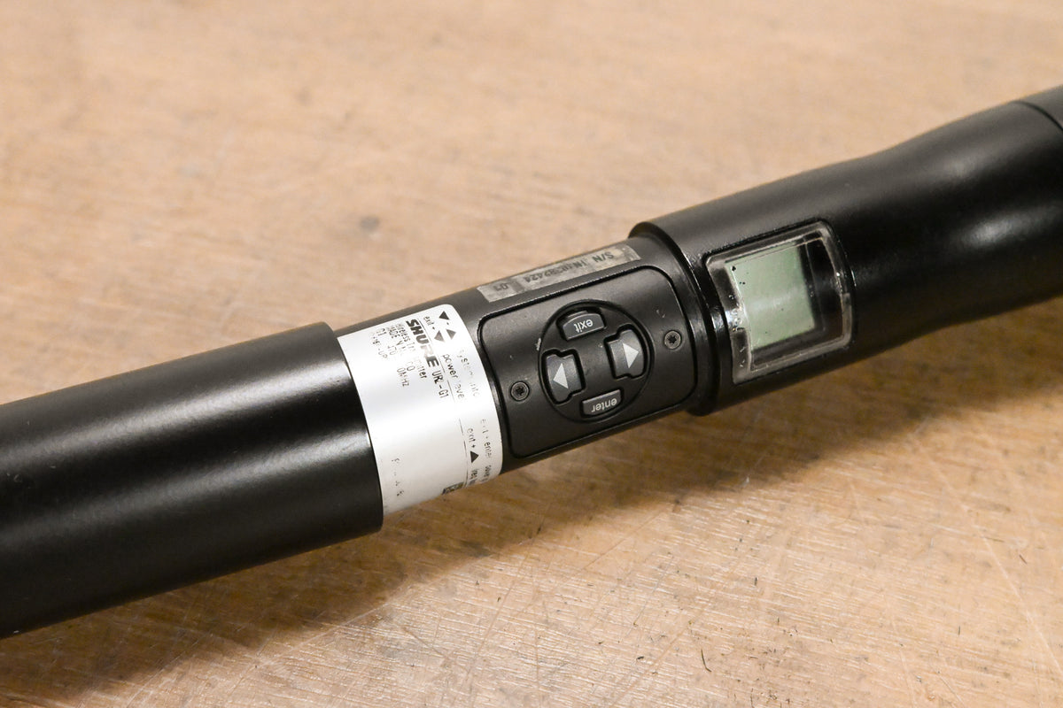 Shure UR2/SM58 Wireless Handheld Transmitter w/ SM58 Capsule - G1 Band