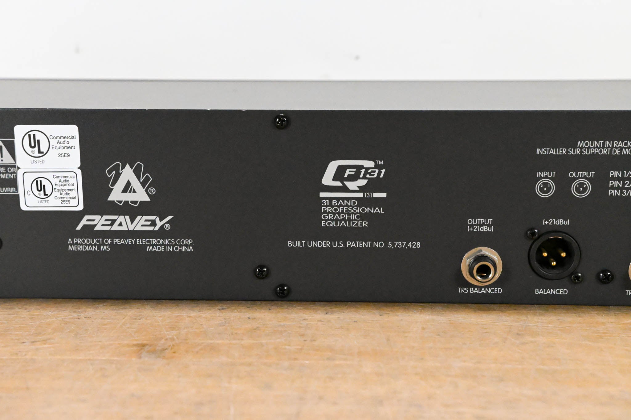 Peavey QF 131 31-Band Graphic Equalizer