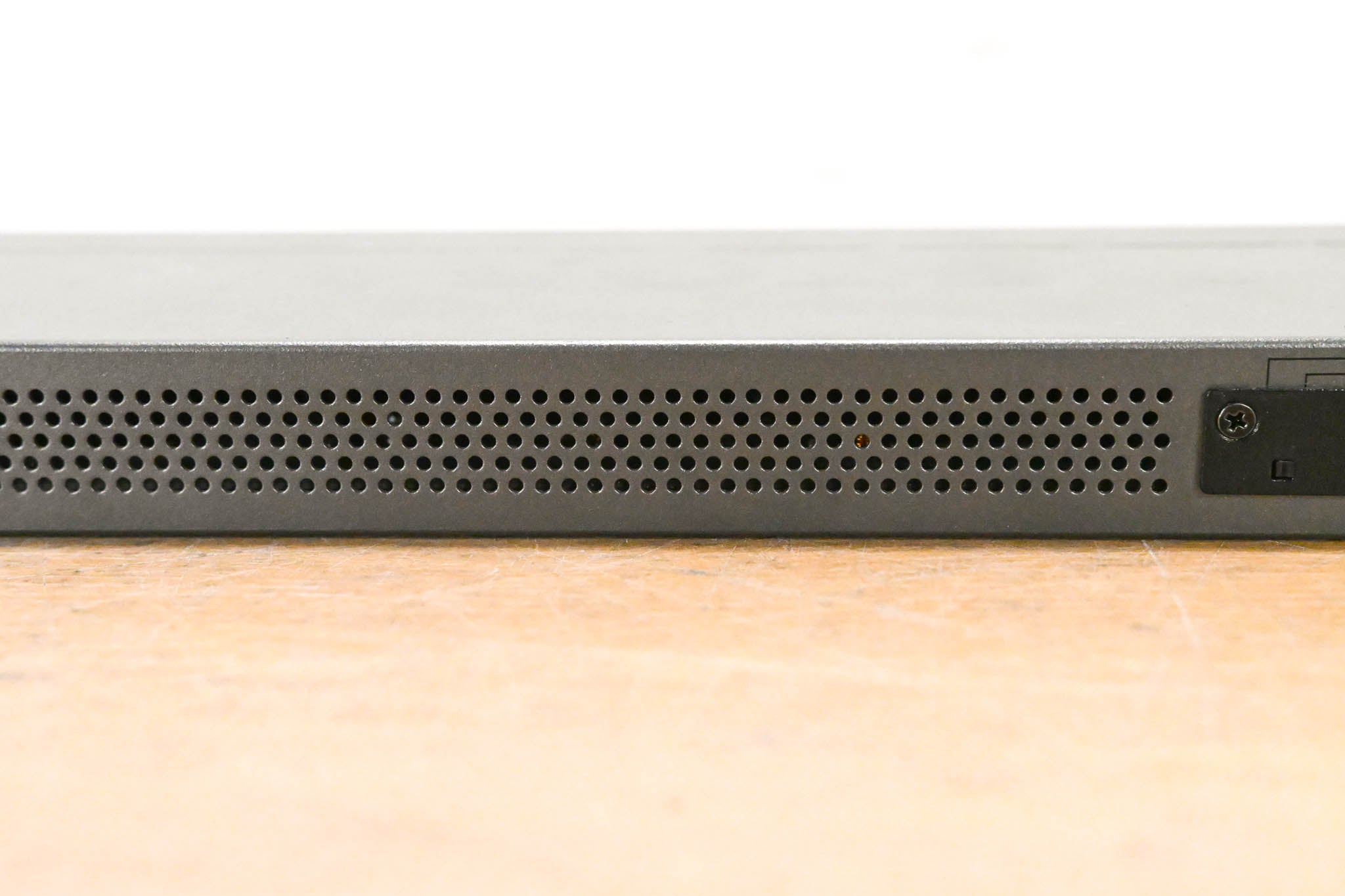NETGEAR GS116PP 16-Port Gigabit PoE+ Compliant Unmanaged Switch