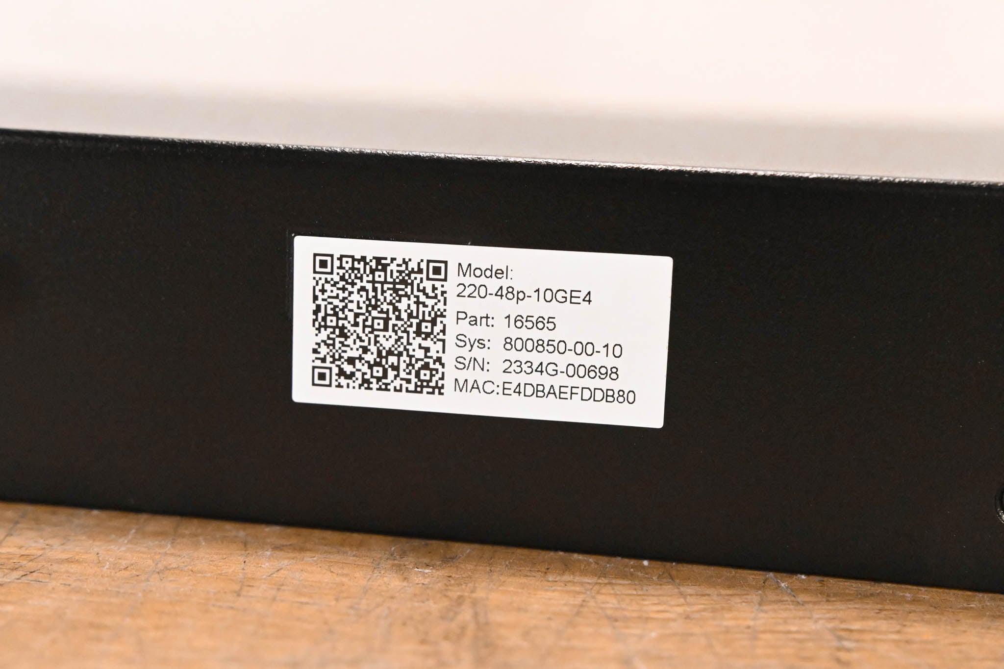 Extreme Networks 220-48P-10GE4 ExtremeSwitching 220 48-Port Switch