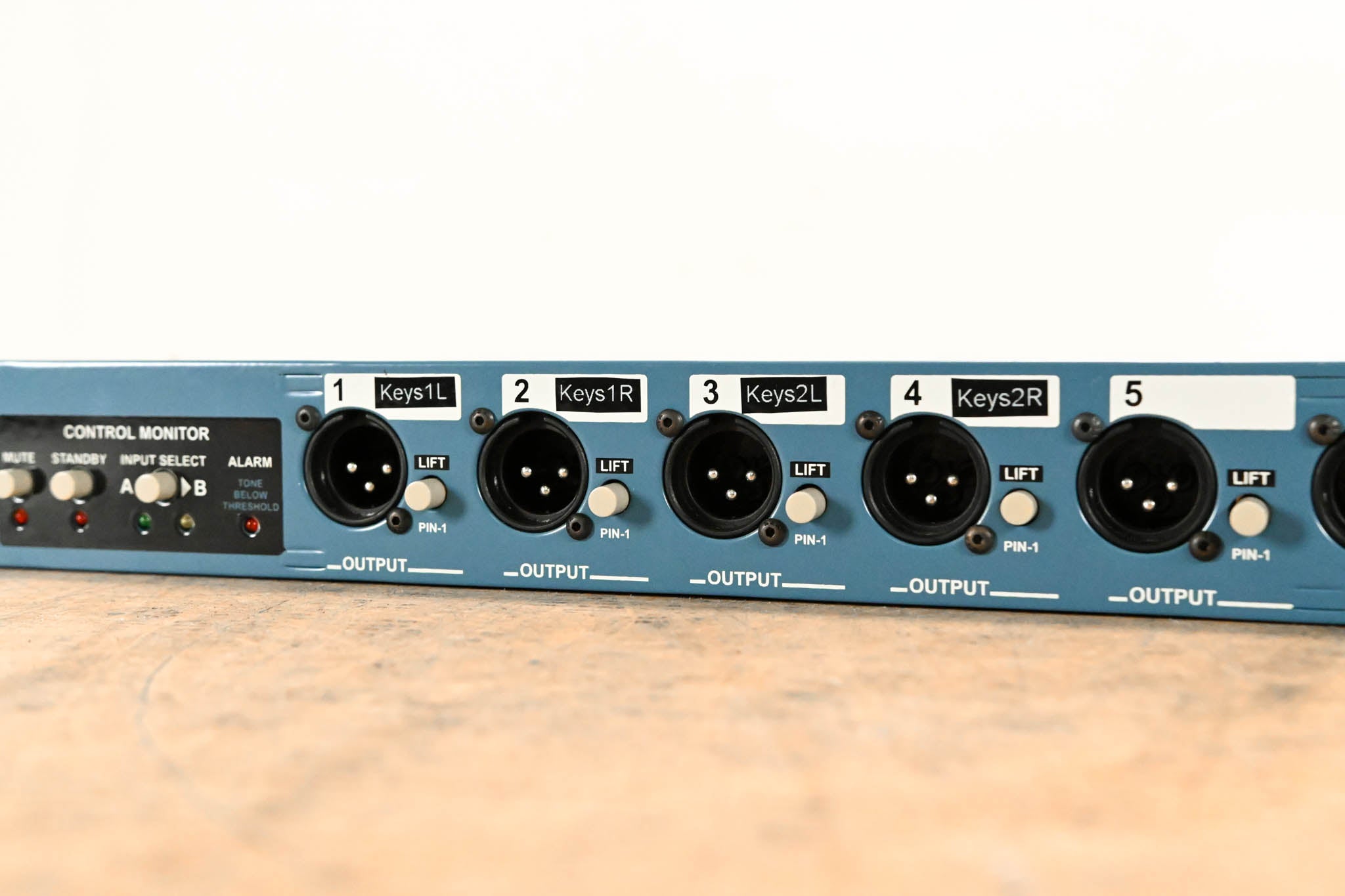 Radial Engineering SW8 MK2 8-CH Line Level Auto-Switcher (NO PSU)