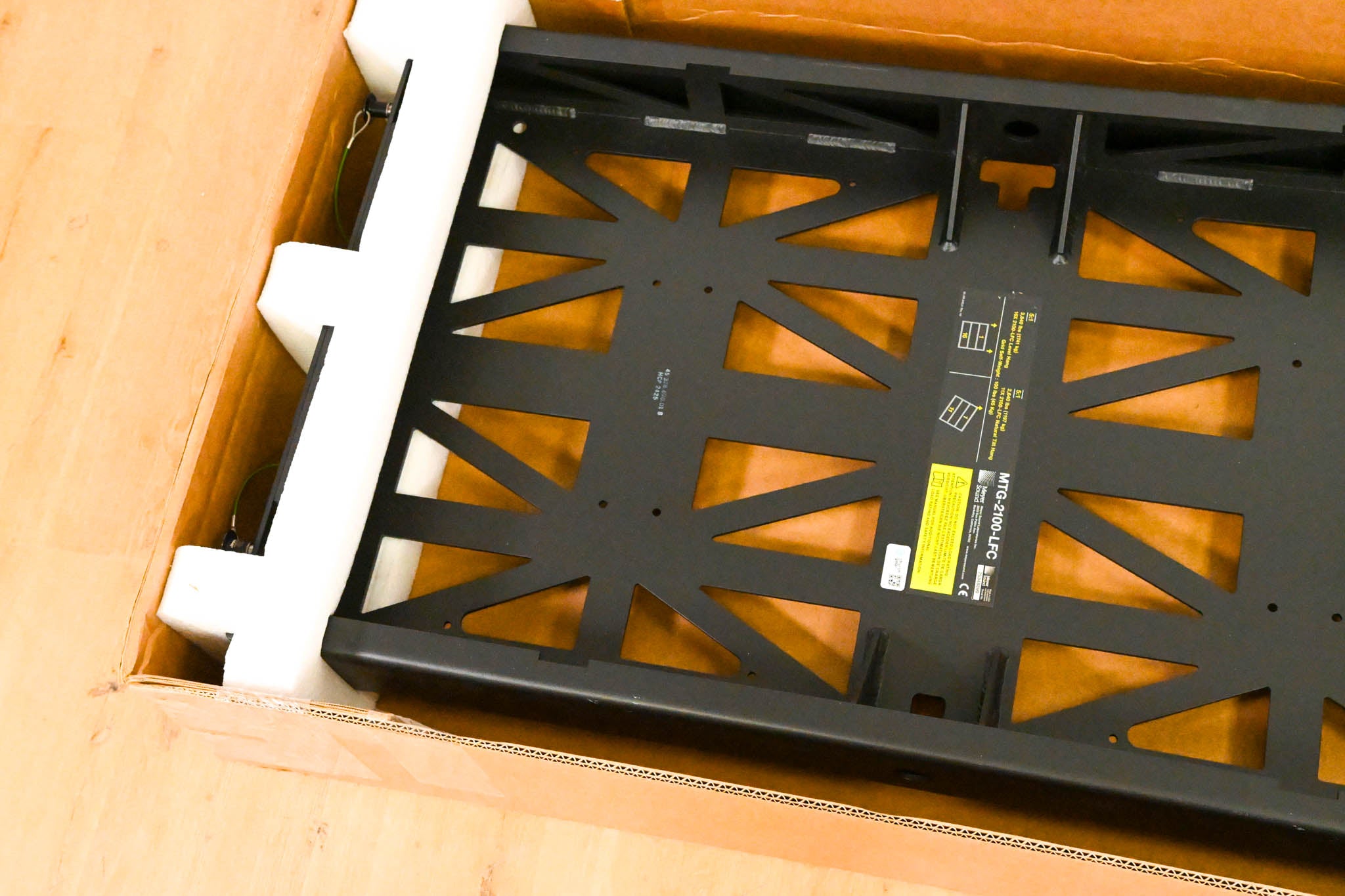 Meyer Sound MTG-2100-LFC Top Grid Flying Frame for 2100-LFC Subwoofer