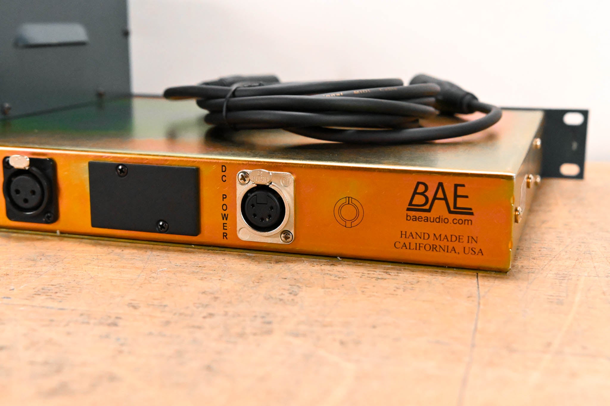 BAE 1073MPF Dual-Channel Microphone Preamp with Power Supply