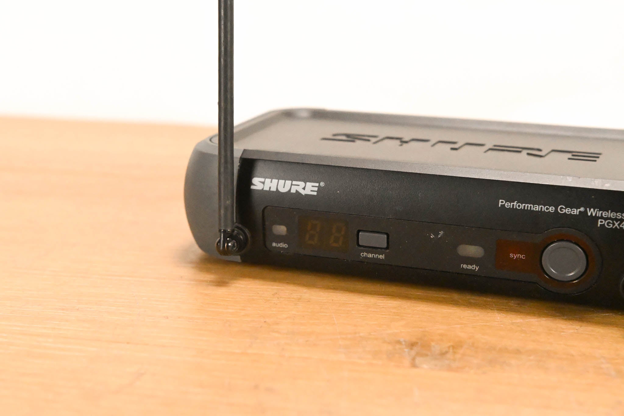 Shure PGX14 Wireless Beltpack System J6 Band - 572-590 MHz (NO PSU)