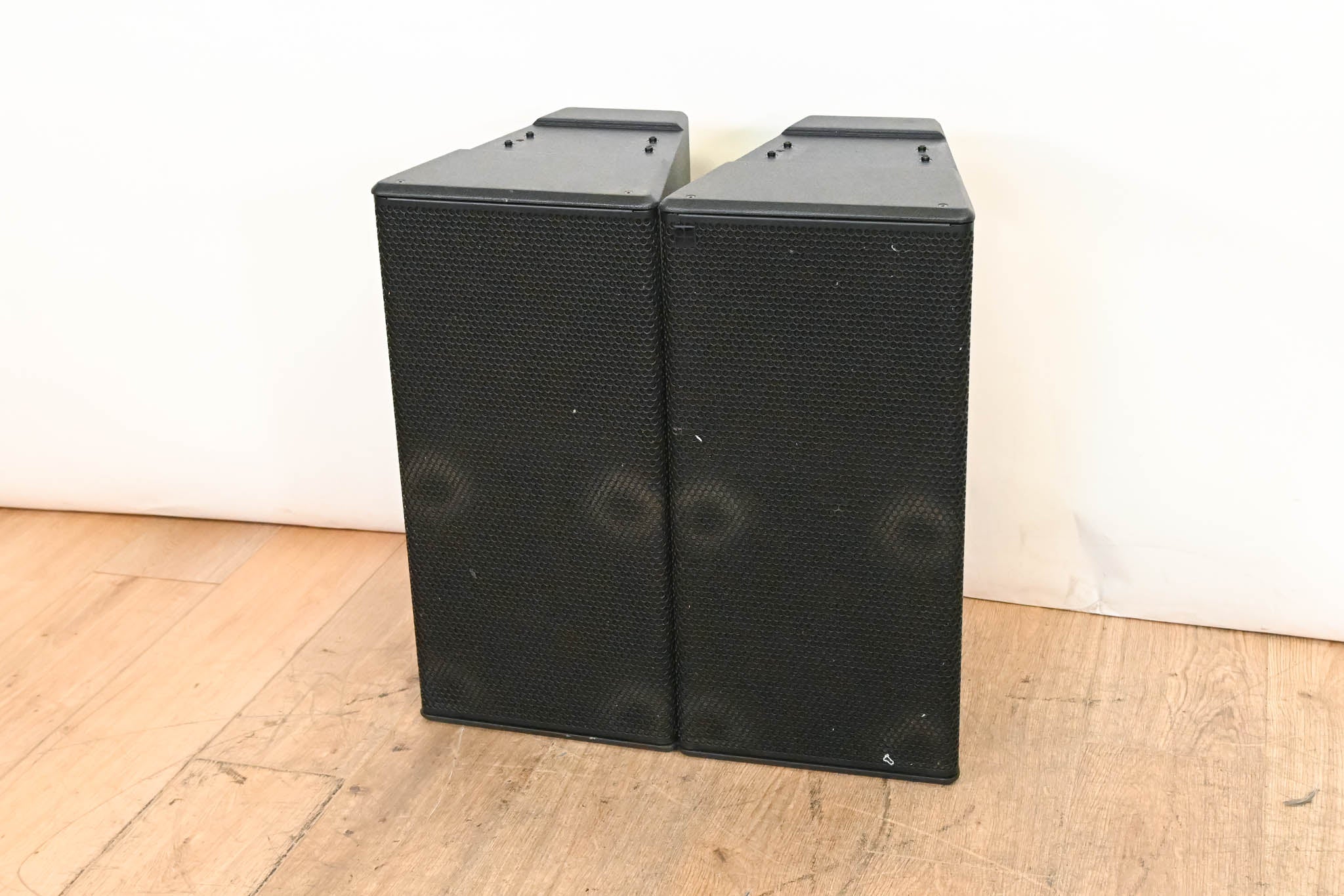d&b audiotechnik 10AL Installation Two-Way Line Array Loudspeaker (PAIR)