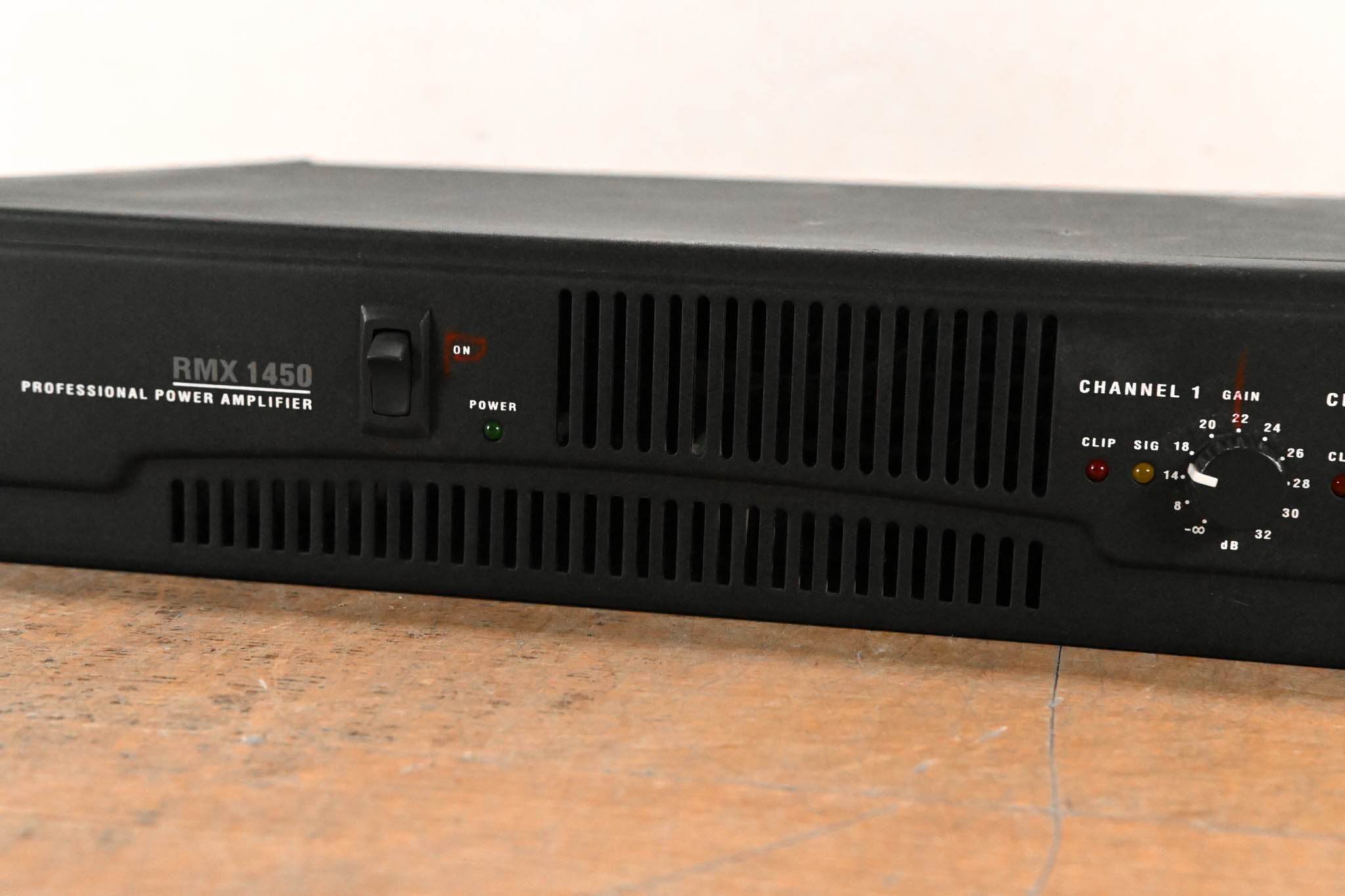 QSC RMX1450 2-Channel Power Amplifier