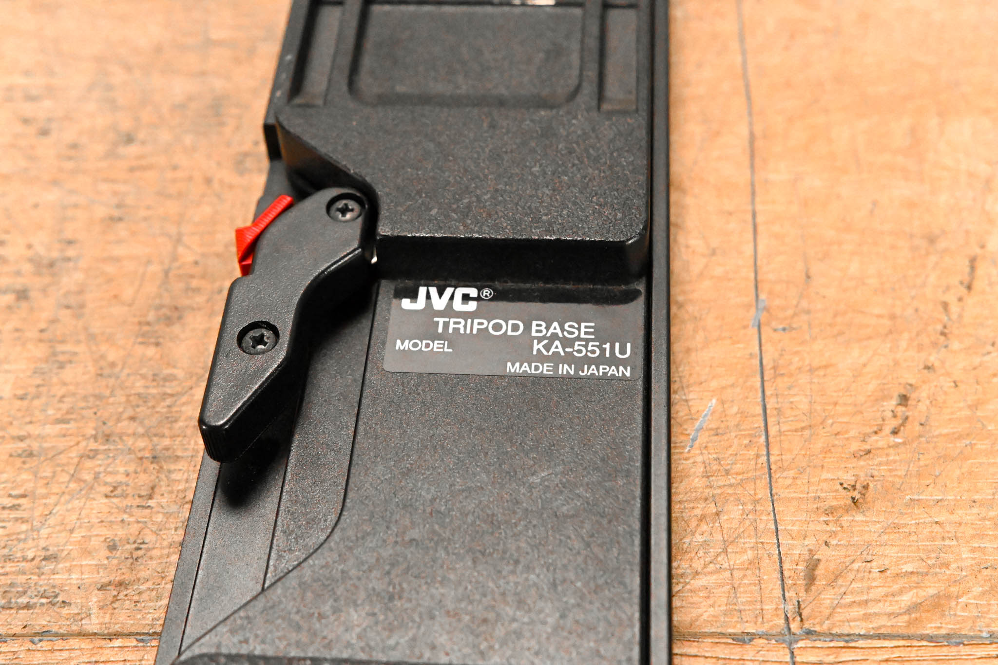 JVC KA-551U Tripod Adapter Plate