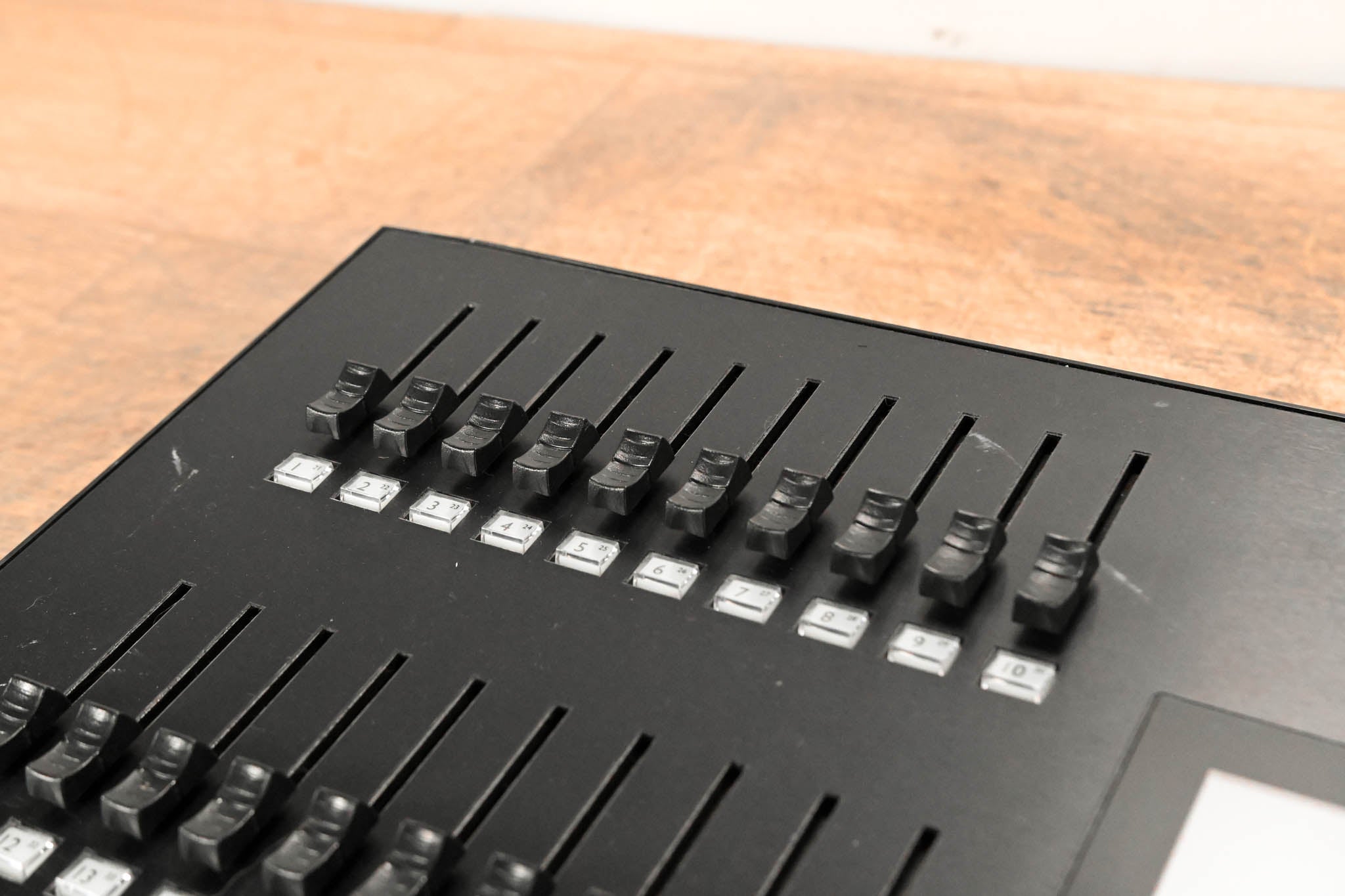 ETC ColorSource 20 AV DMX Lighting Control Console (NO POWER SUPPLY)