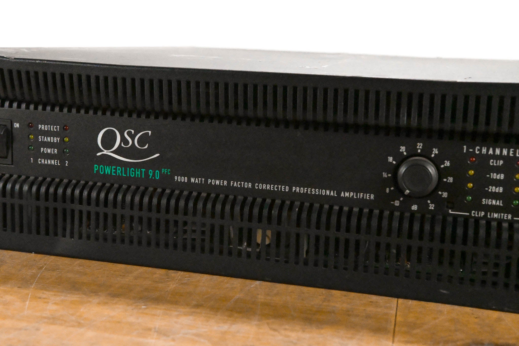 QSC PowerLight 9.0 PFC Power Factor Corrected 2-Channel Power Amplifier