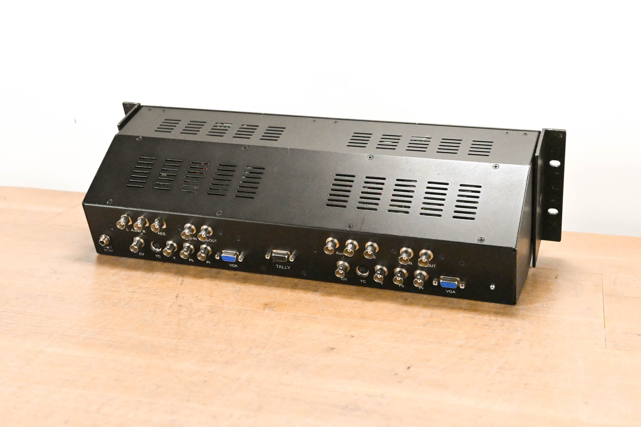 TV One LM-702HDA Dual 7" Rackmount HDTV LCD Monitor (NO POWER SUPPLY)