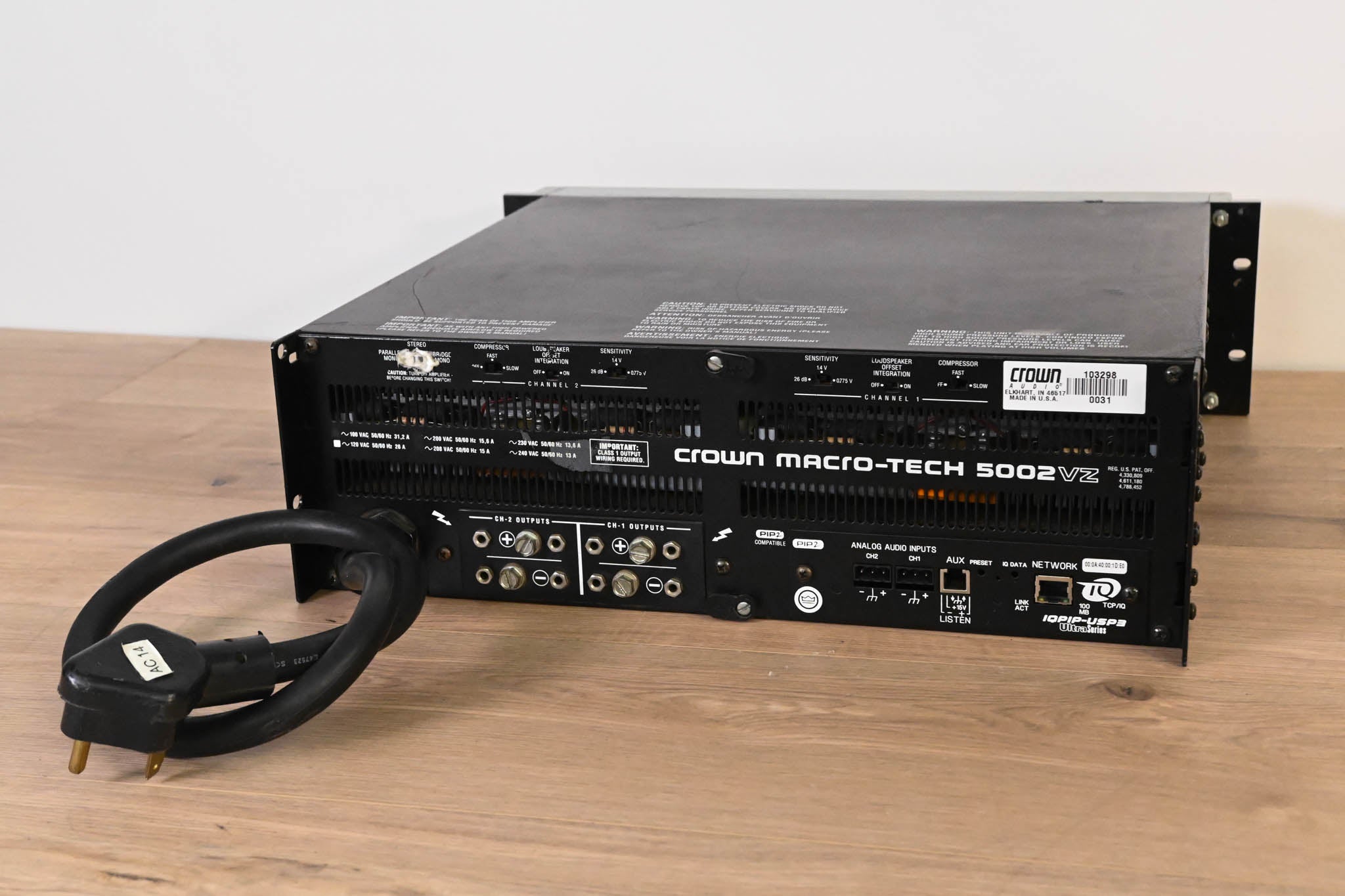 Crown Macro-Tech 5002VZ 2-Channel Power Amplifier