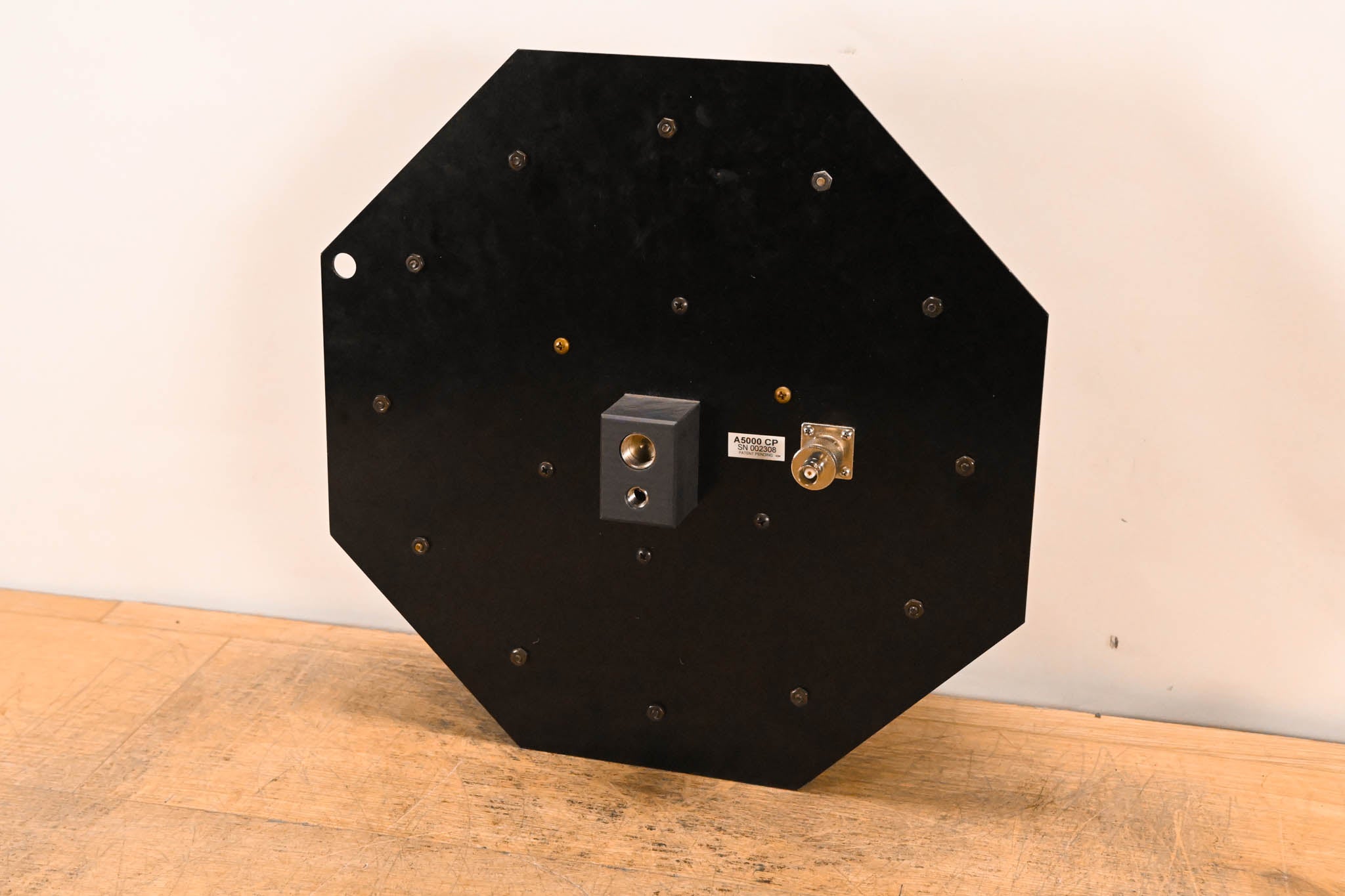 Sennheiser A5000CP Passive Circularly Polarized UHF Antenna