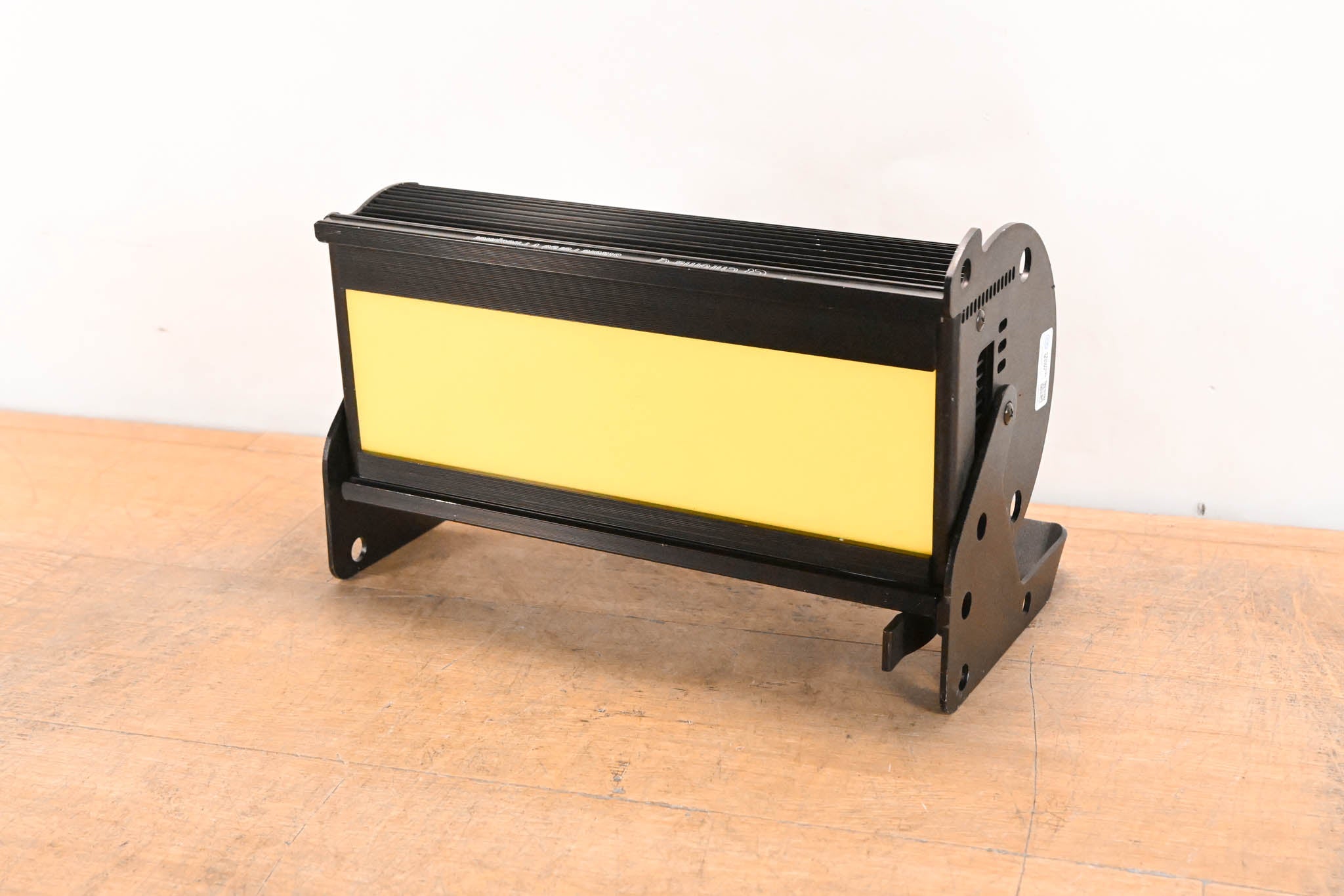 Chroma-Q Studio Force V 12 Phosphor Variable White LED Fixture