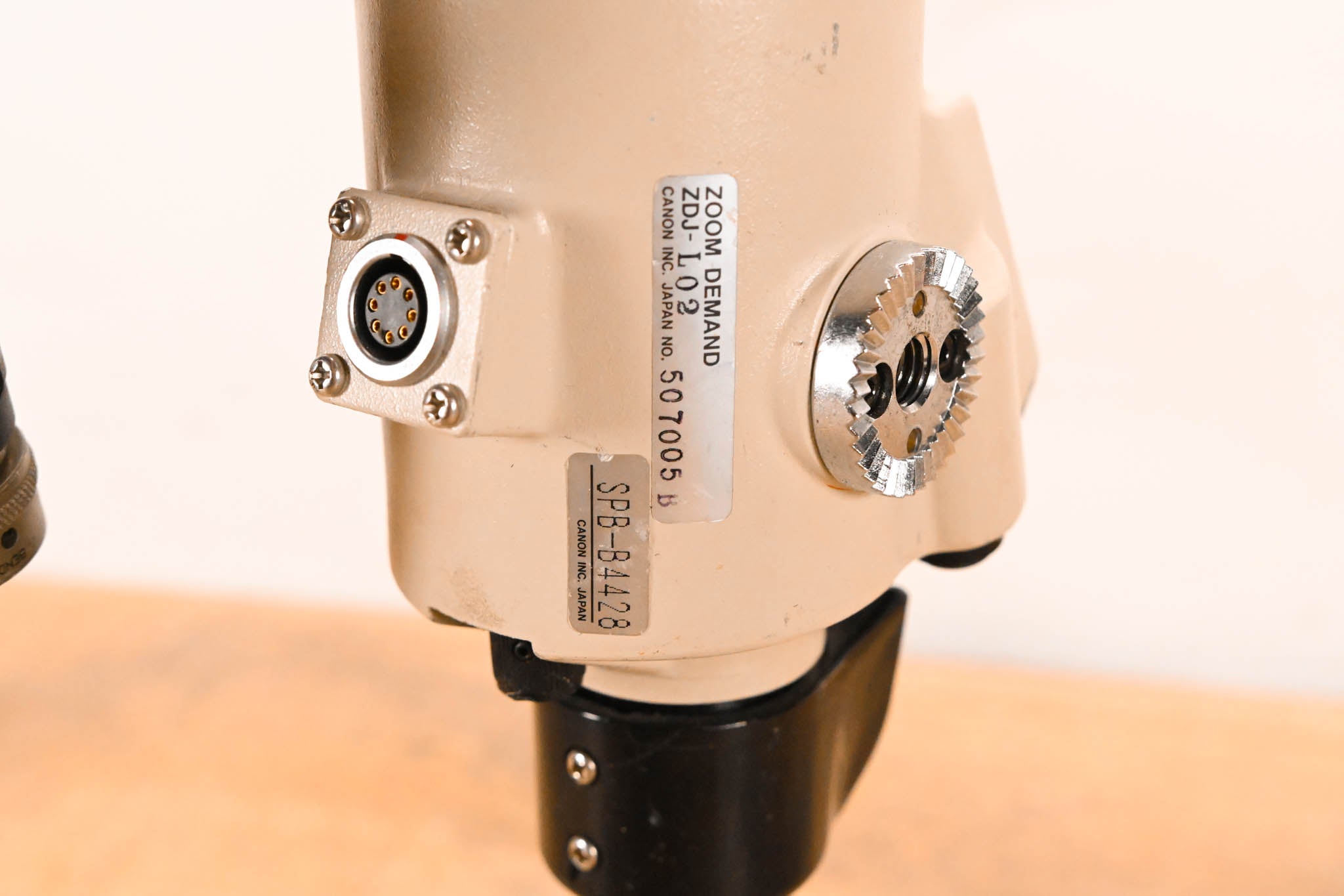 Canon ZDJ-L02 Zoom Demand