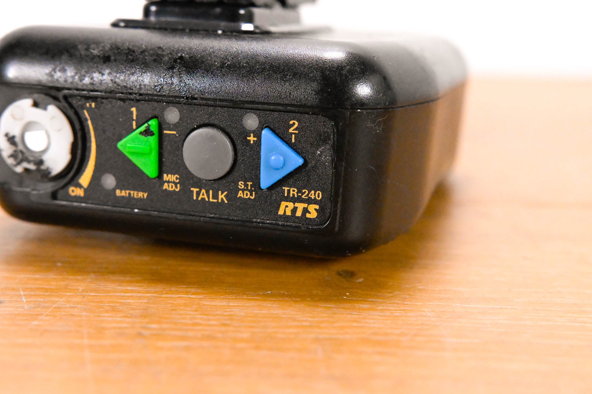 RTS TR-240 2.4 GHz Wireless Intercom Beltpack