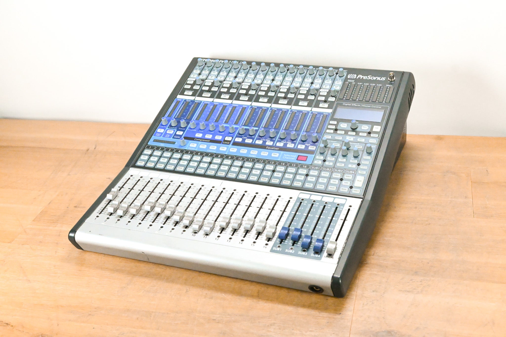 PreSonus StudioLive 16.4.2 16-Channel Digital Audio Mixer