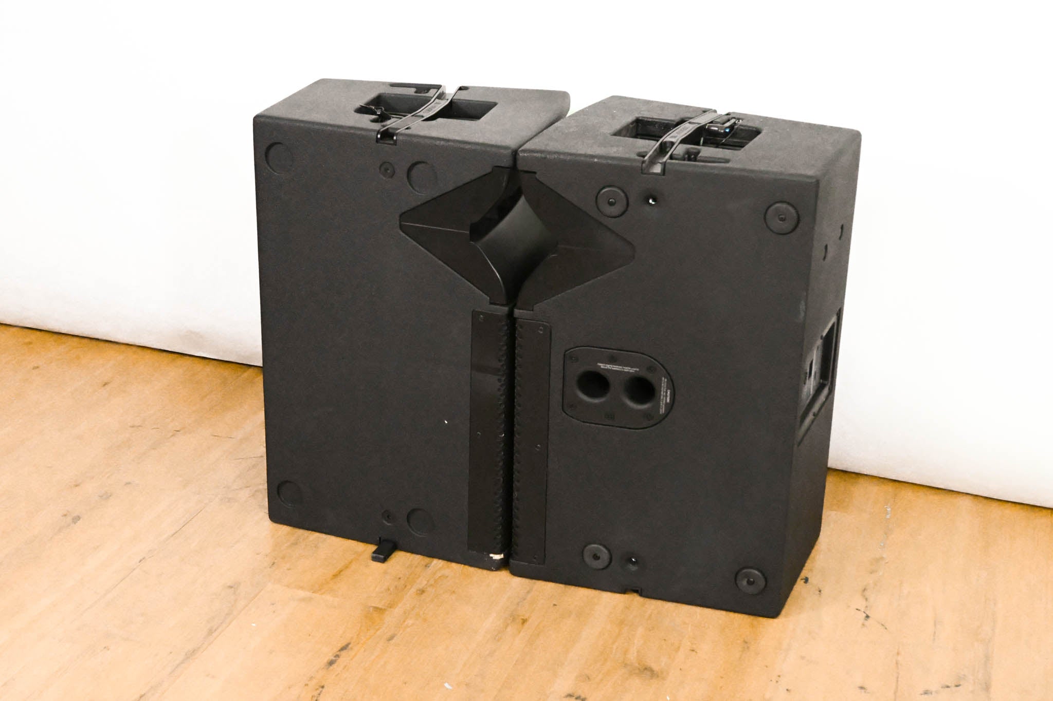 JBL VRX932LA-1 12" Two-Way Line Array Loudspeaker System (PAIR)