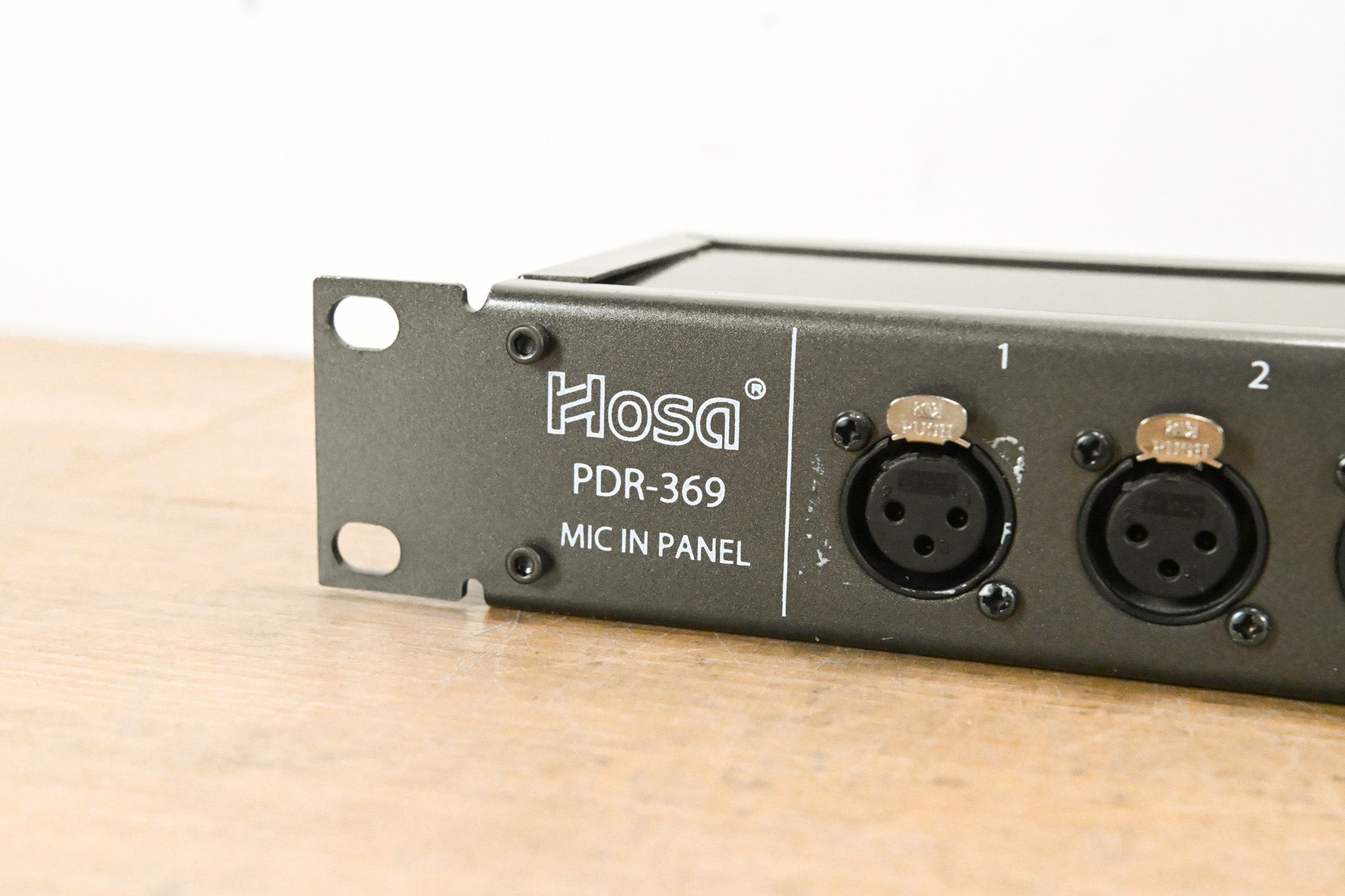 Hosa PDR-369 XLR3F to XLR3M Patch Bay