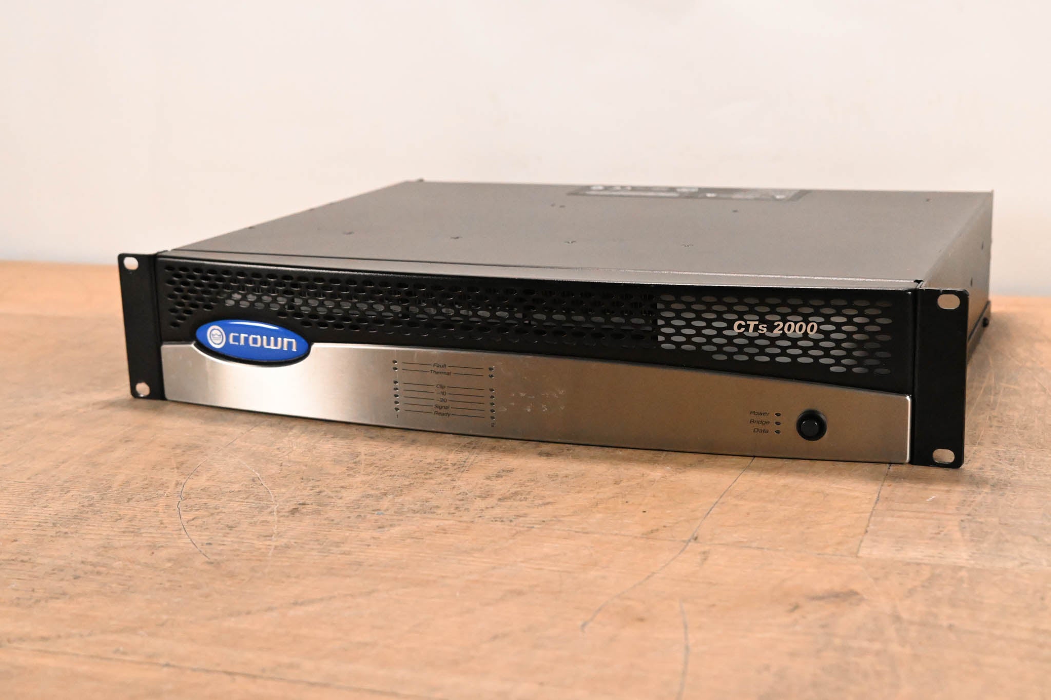 Crown CTs 2000 Two-Channel 1000W Power Amplifier