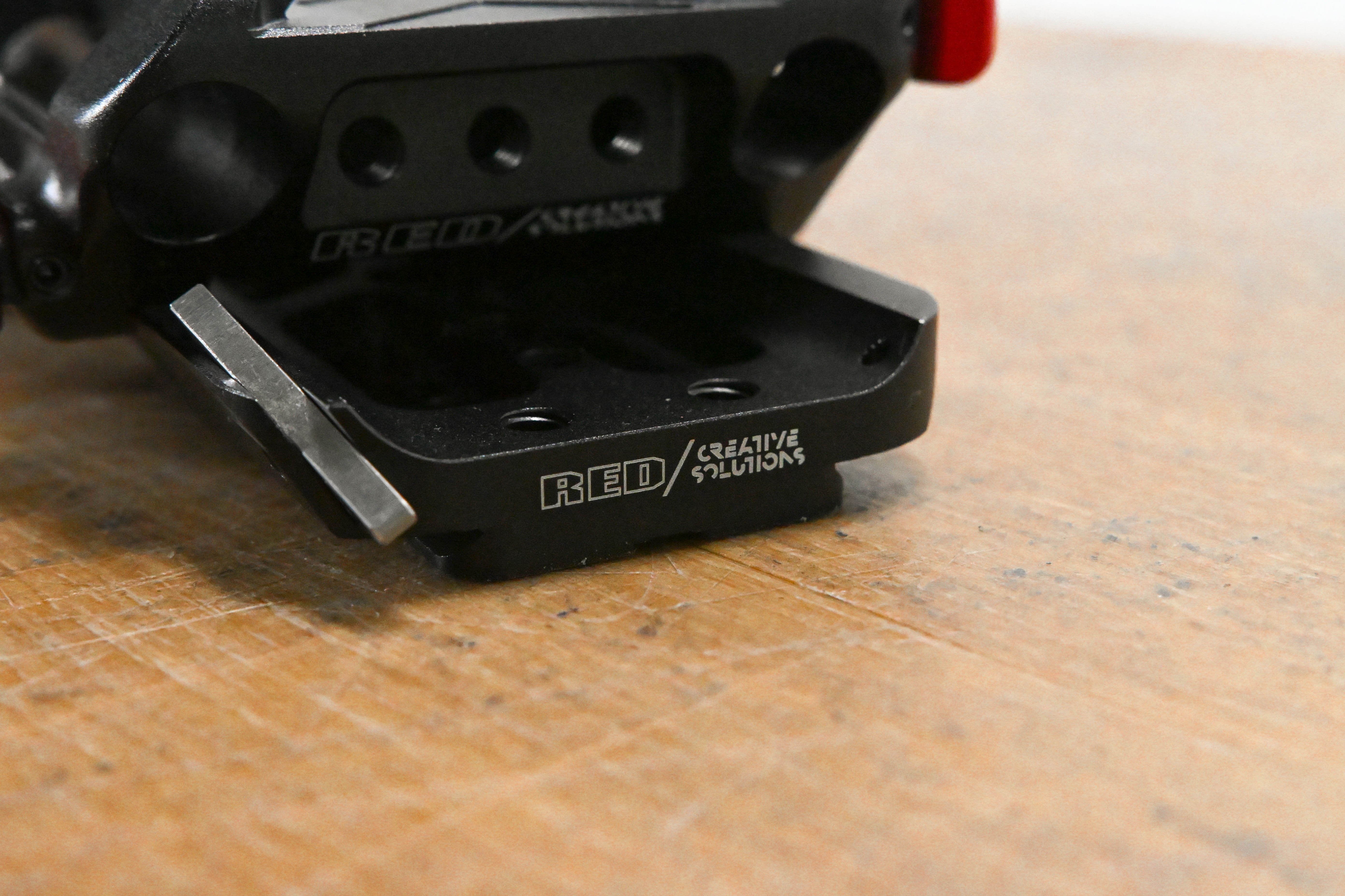 RED Digital Cinema V-RAPTOR Quick Release Platform w/ Dovetail Plate
