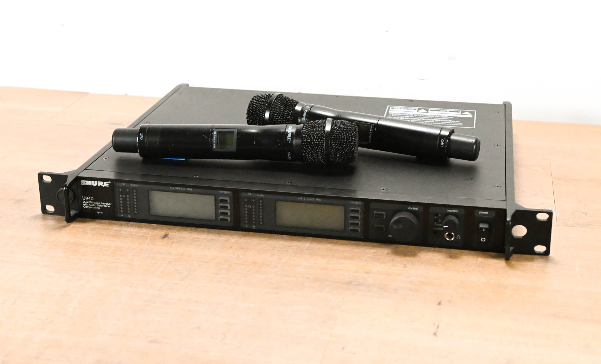 Shure UR4D Wireless Receiver w/ two UR2/SM87A Handheld Transmitters - H4