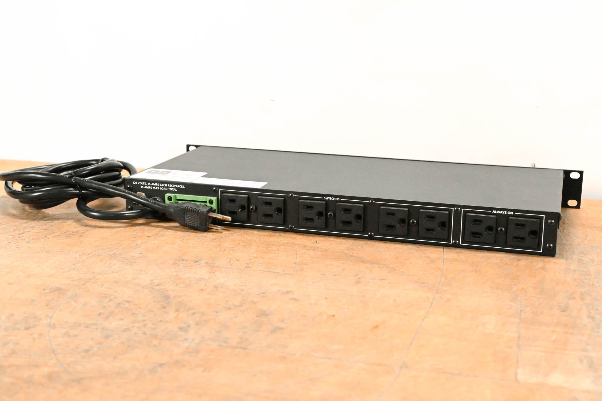 SurgeX SX1115-RT Surge Protector/ 15A Power Conditioner