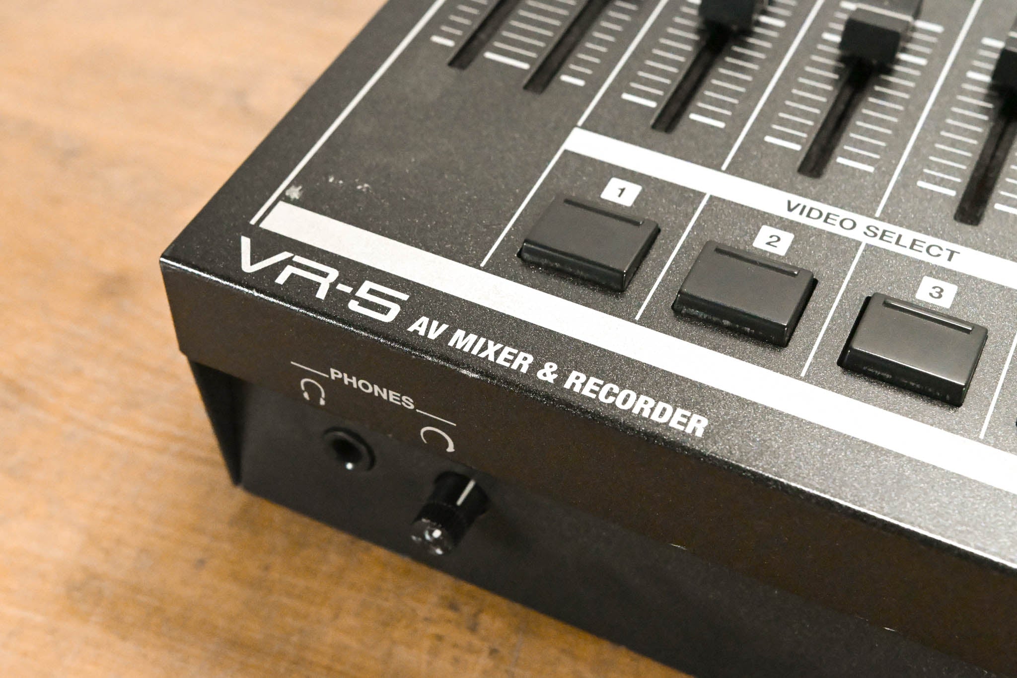 Roland VR-5 AV Mixer & Recorder (NO POWER SUPPLY)