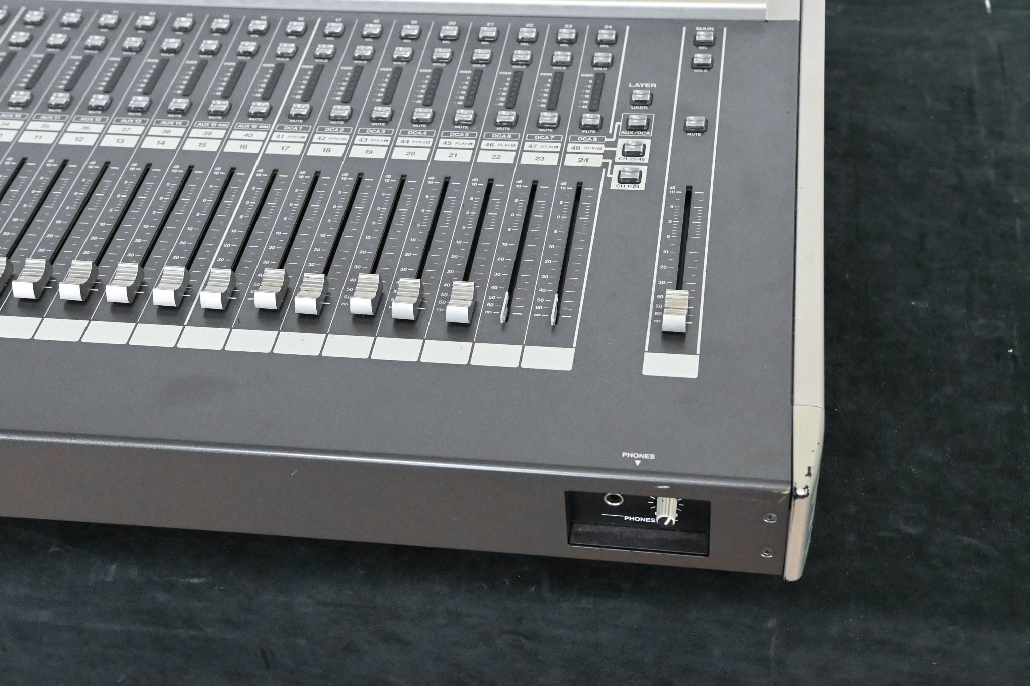 Roland M-400 48-Channel Live Digital Mixing Console
