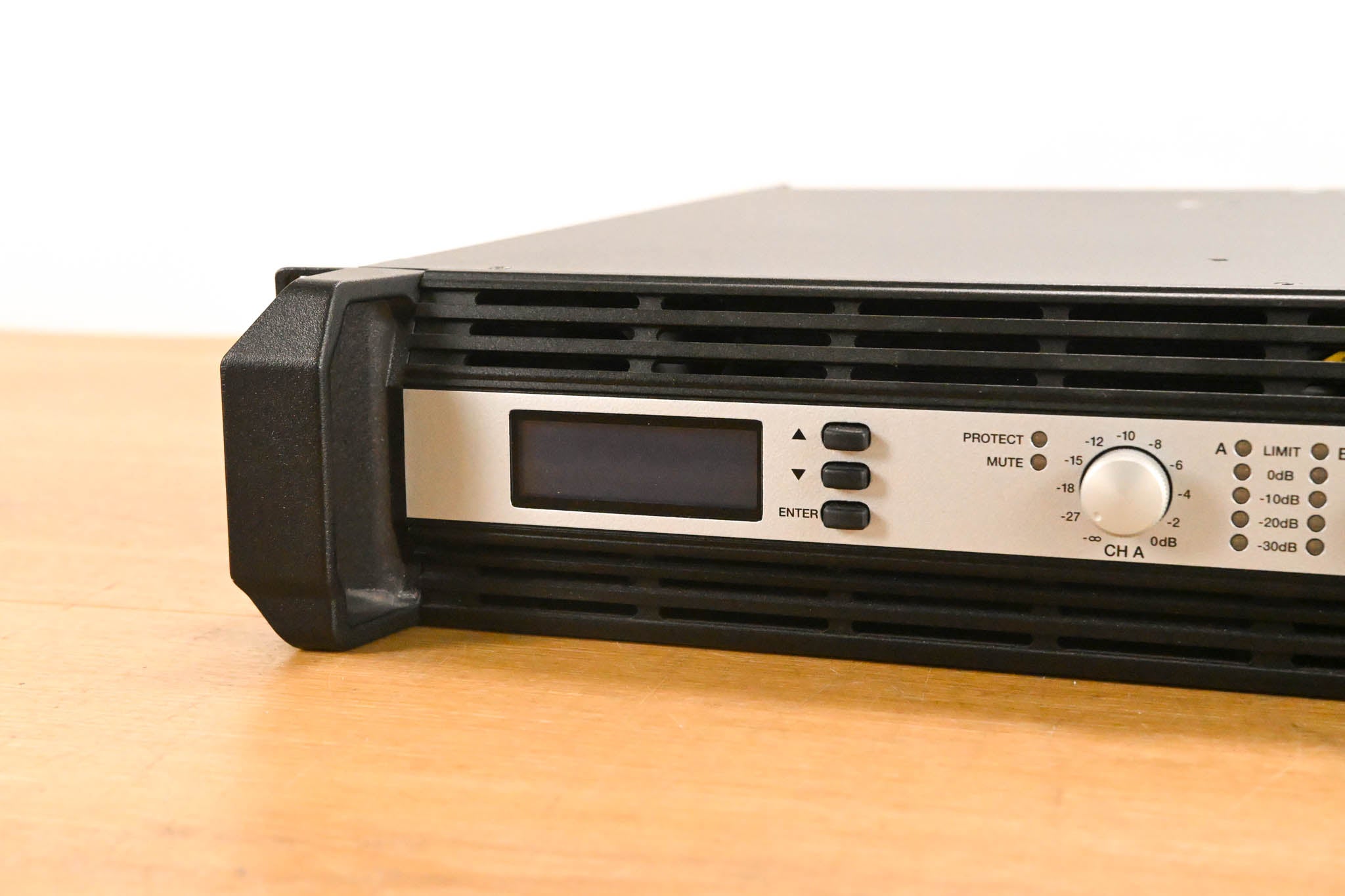 Electro-Voice (EV) TG-7 Tour-Grade Stereo Power Amplifier