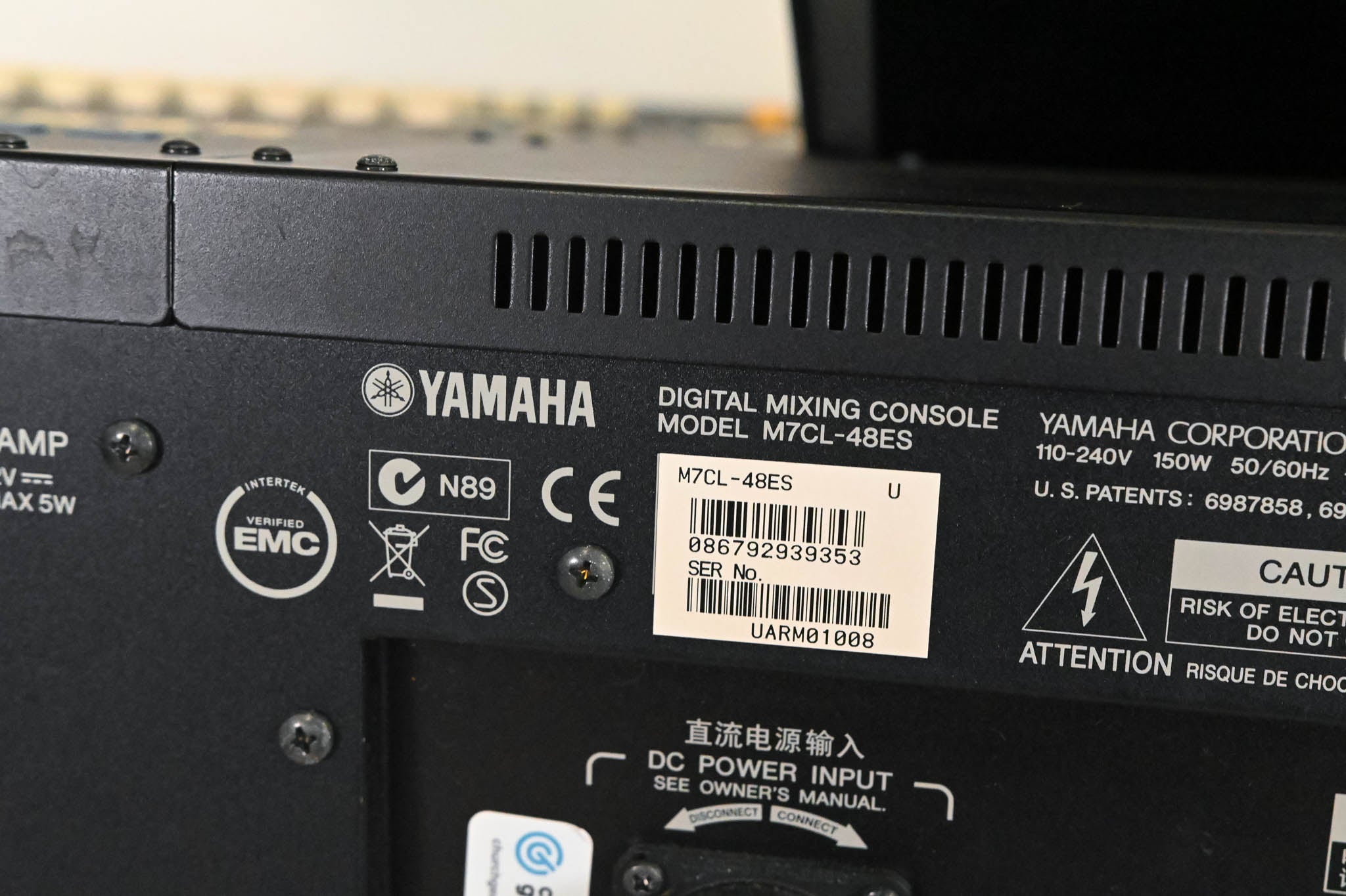 Yamaha M7CL-48ES 48-Channel EtherSound Digital Audio Mixer