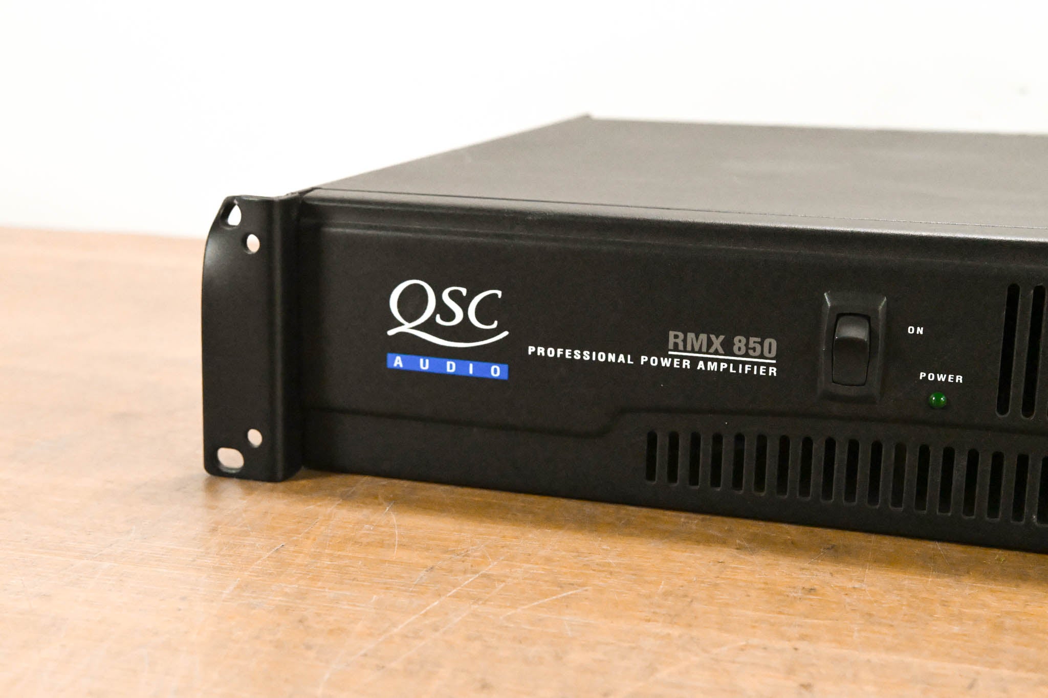 QSC RMX850 2-Channel Power Amplifier