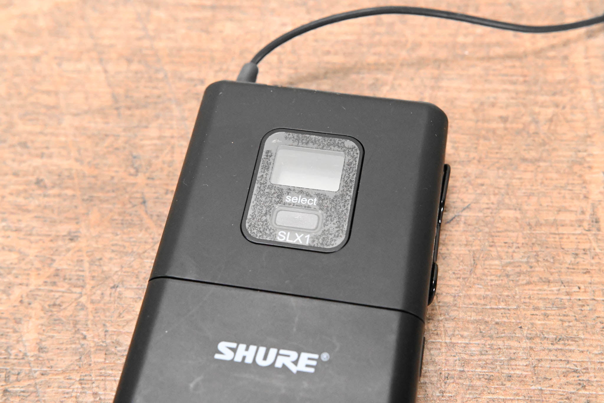 Shure SLX1 Wireless Bodypack Transmitter - G4 Band: 470-494 MHz