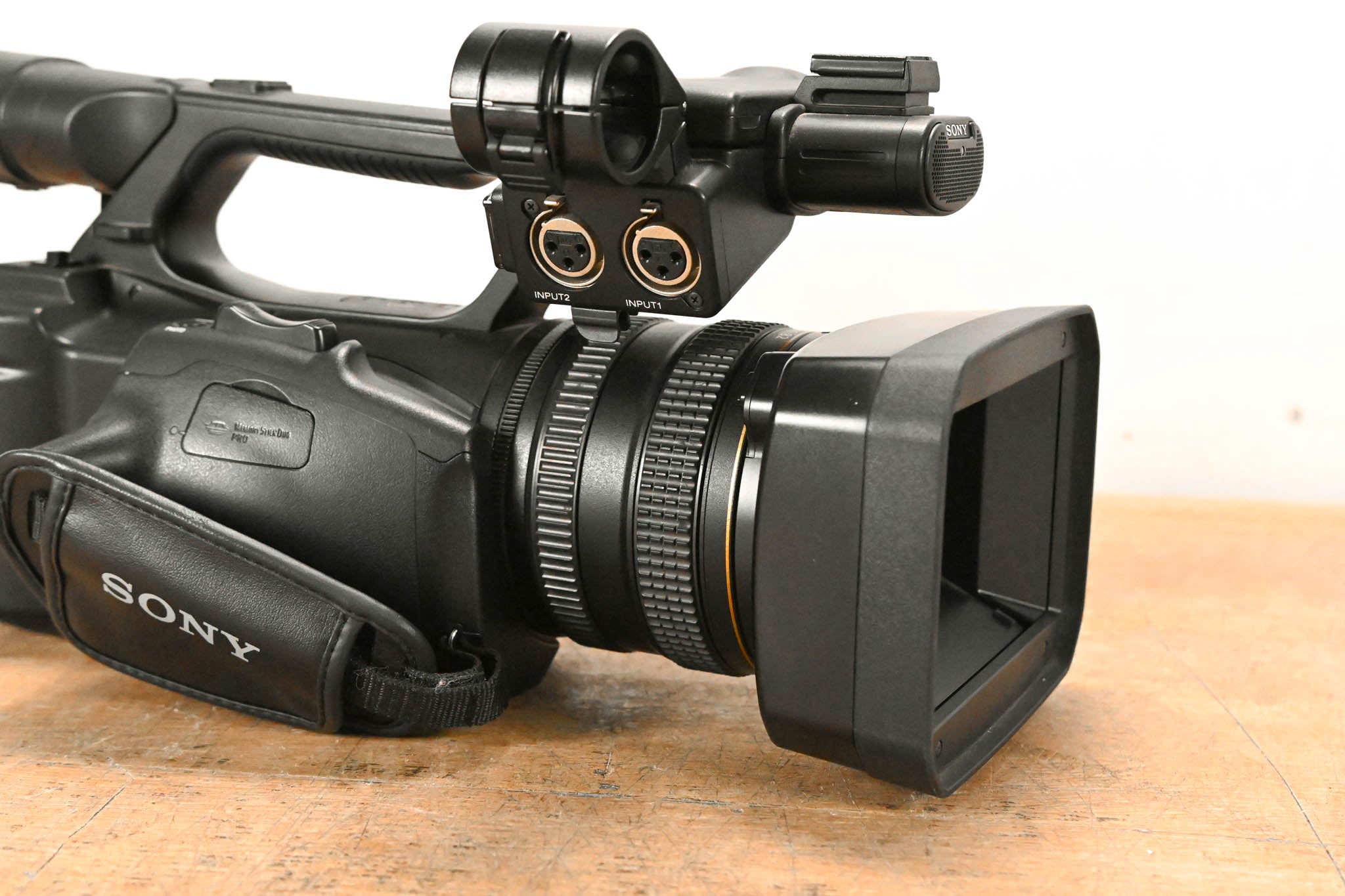 Sony HVR-Z5U Professional 1/3" 3-CMOS HDV Camcorder
