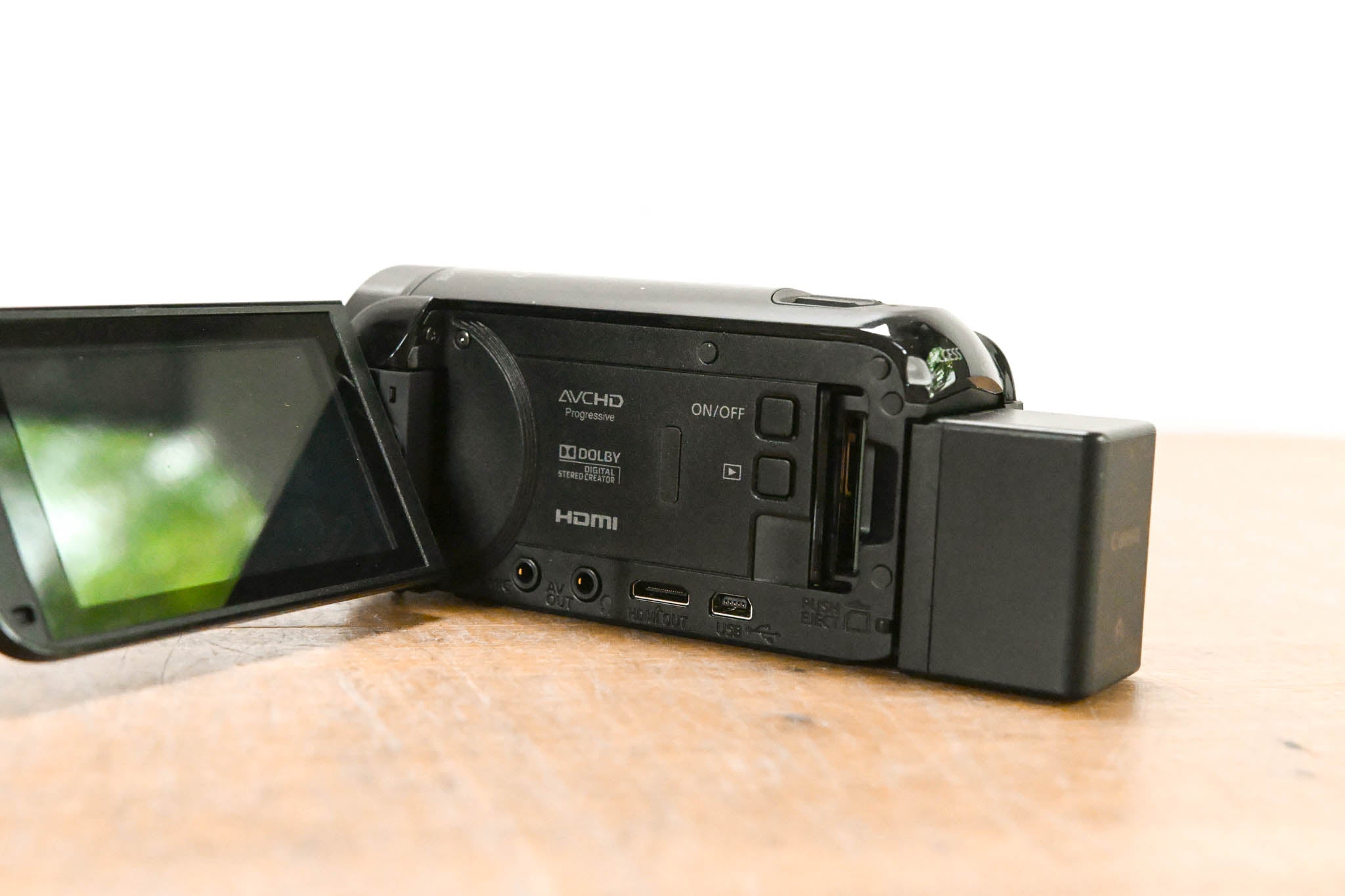 Canon VIXIA HF R70 HD Camcorder