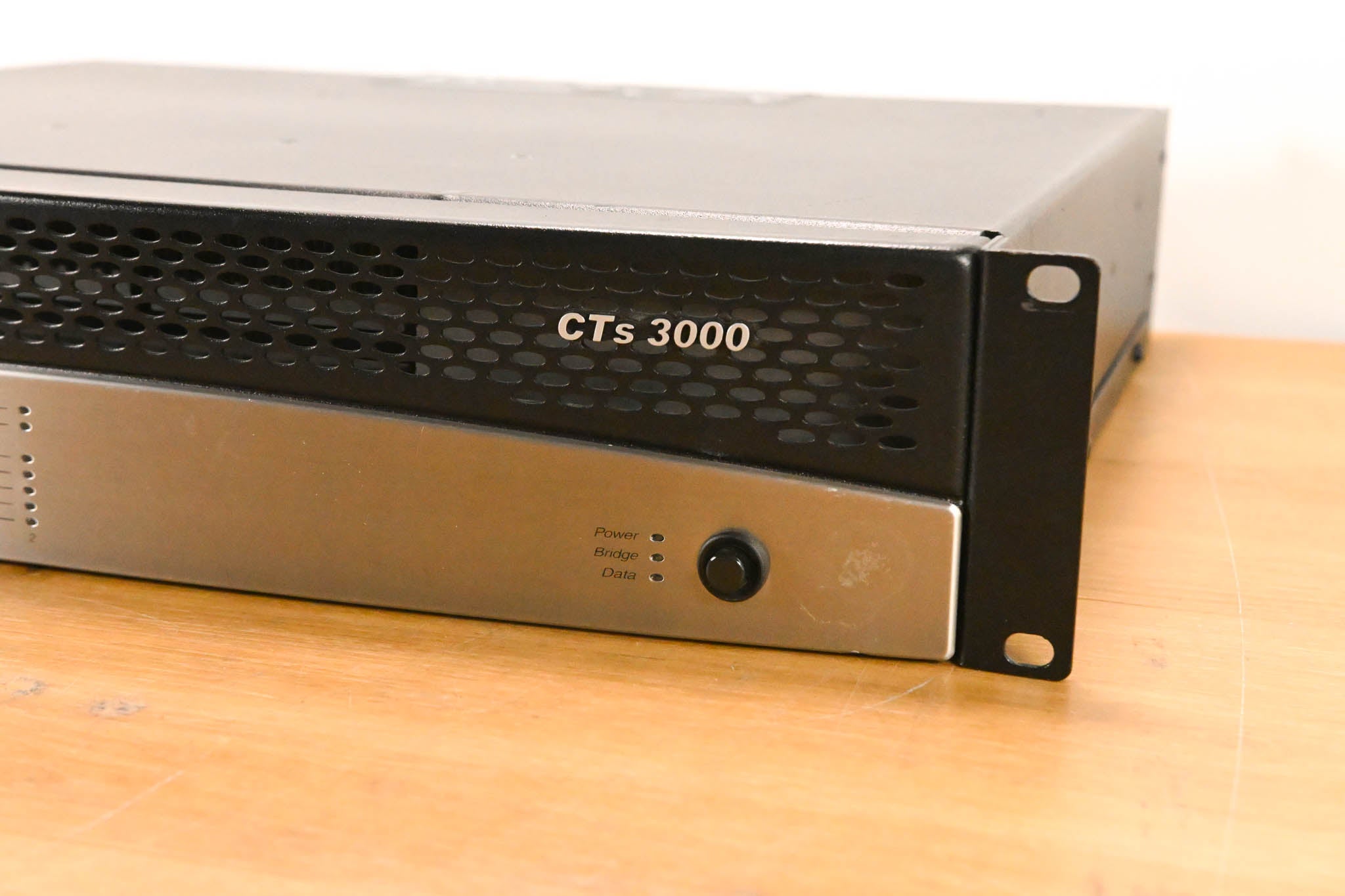 Crown CTs 3000 Two-Channel 1500W Power Amplifier