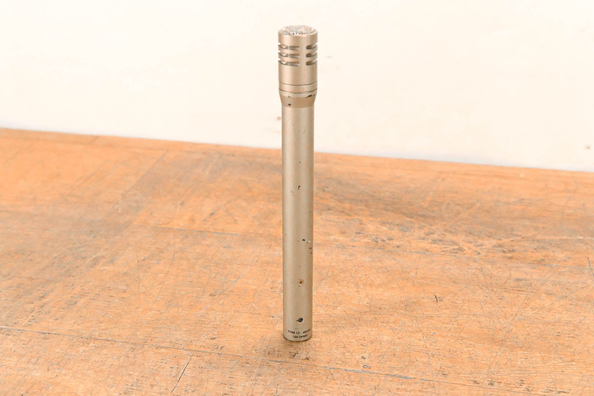 Shure SM81 Cardioid Condenser Microphone