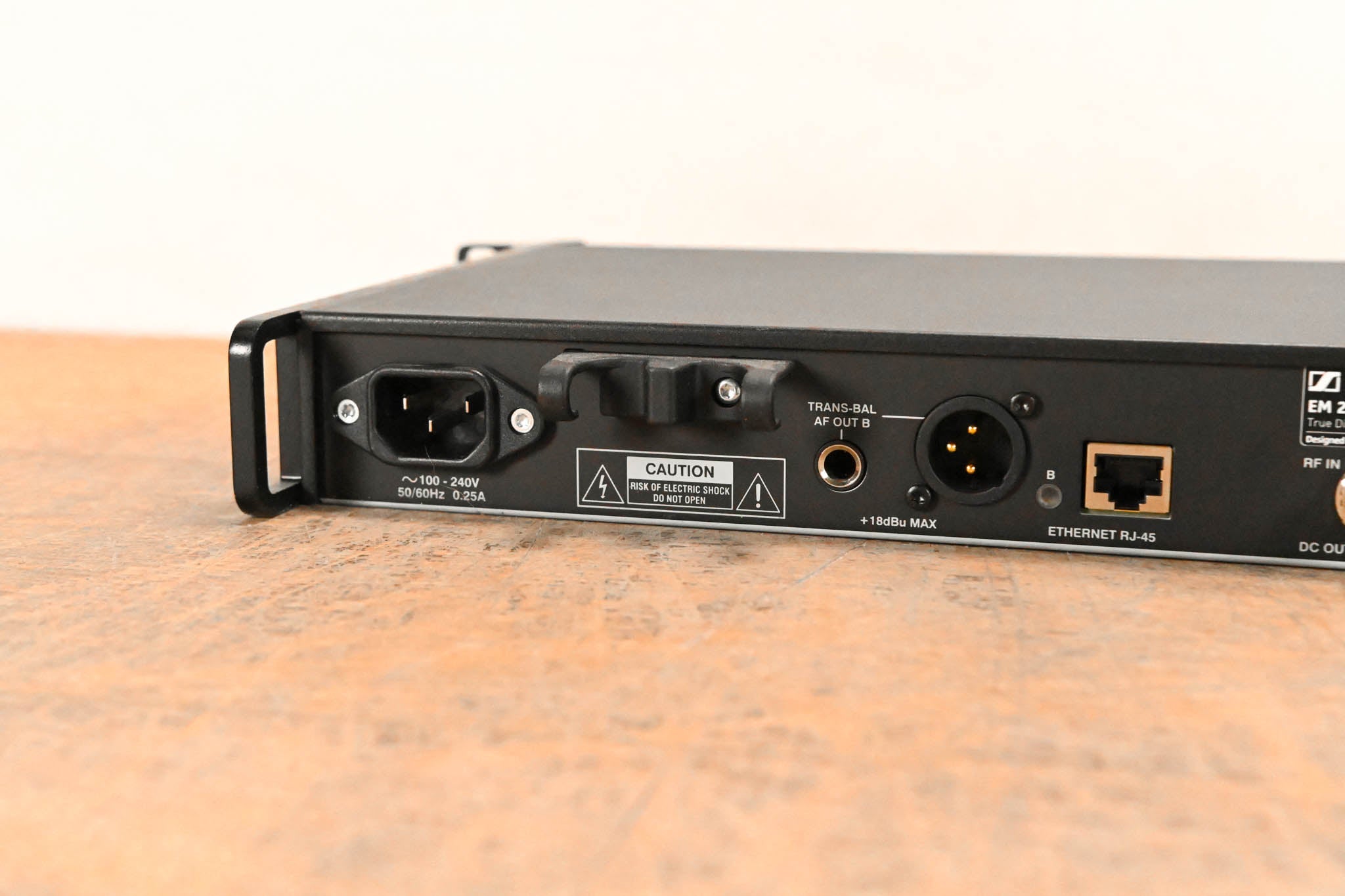 Sennheiser EM 2050 Dual-Channel Wireless Receiver Aw Range: 516-558 MHz