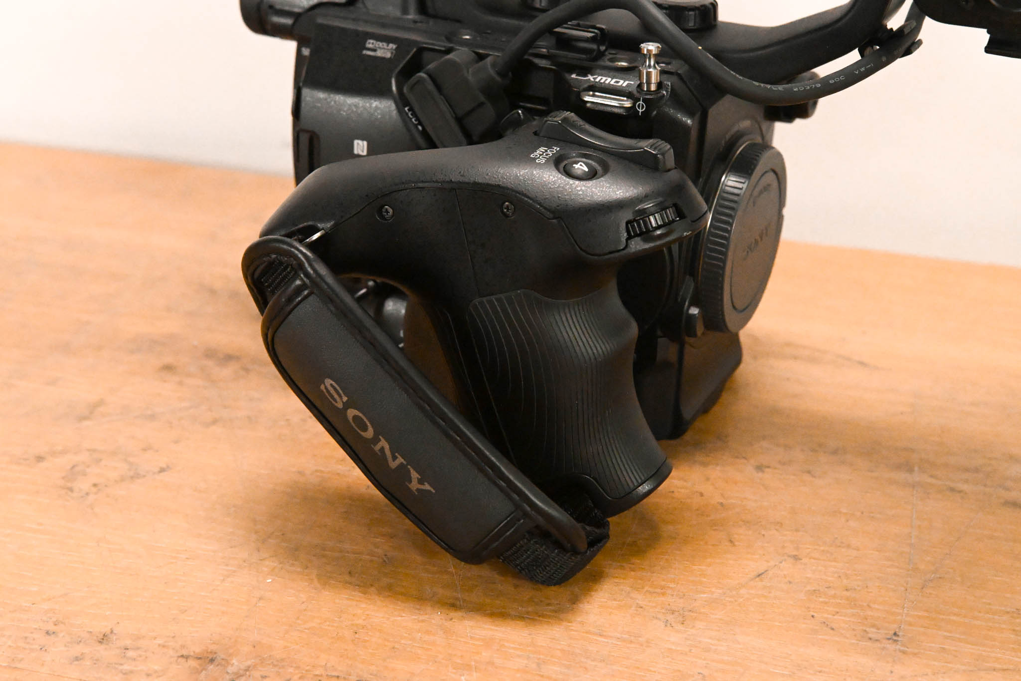 Sony PXW-FS5M2 4K XDCAM Super 35mm Compact Camcorder